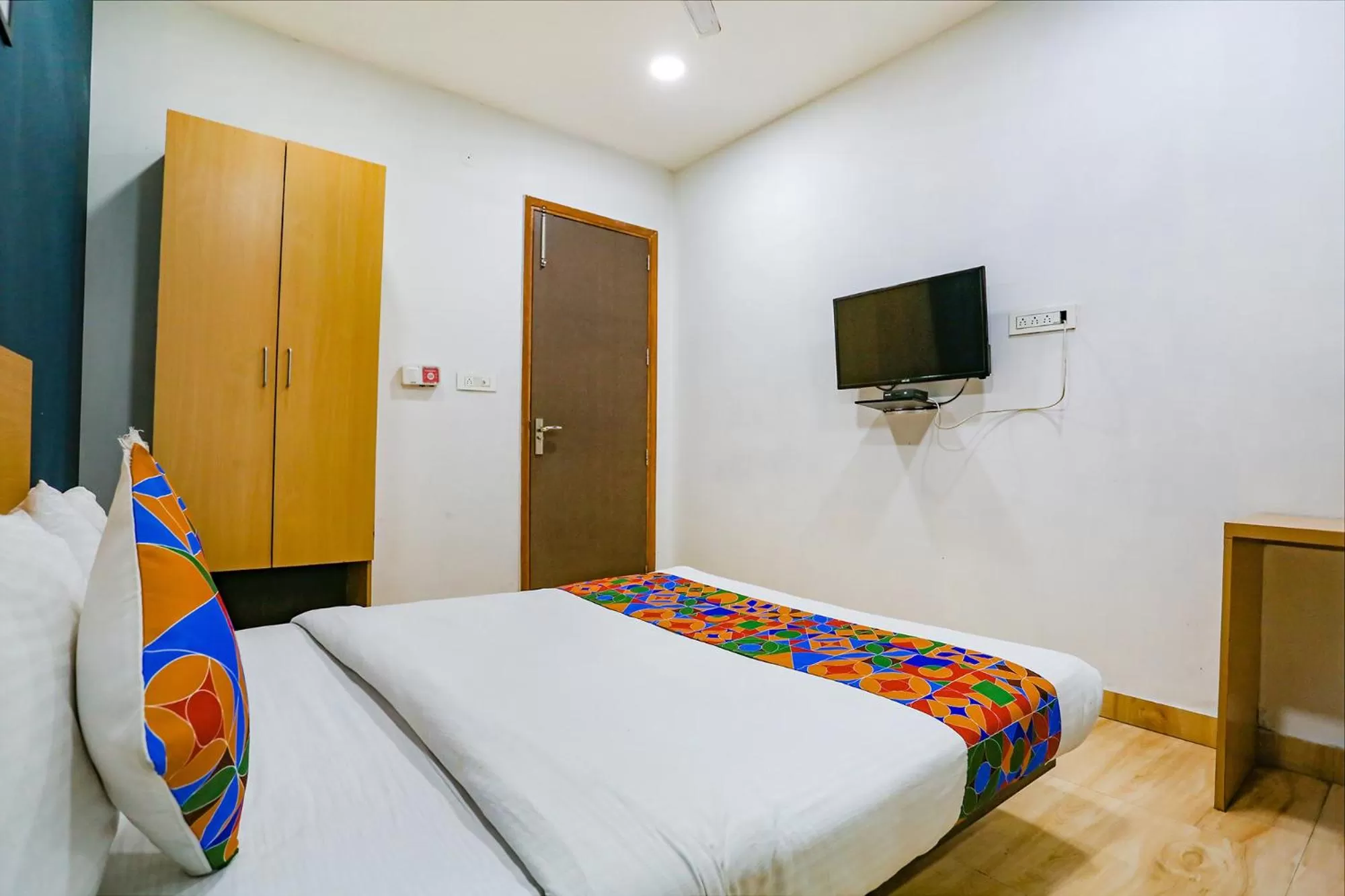 Bed in FabHotel F9 Peeragarhi