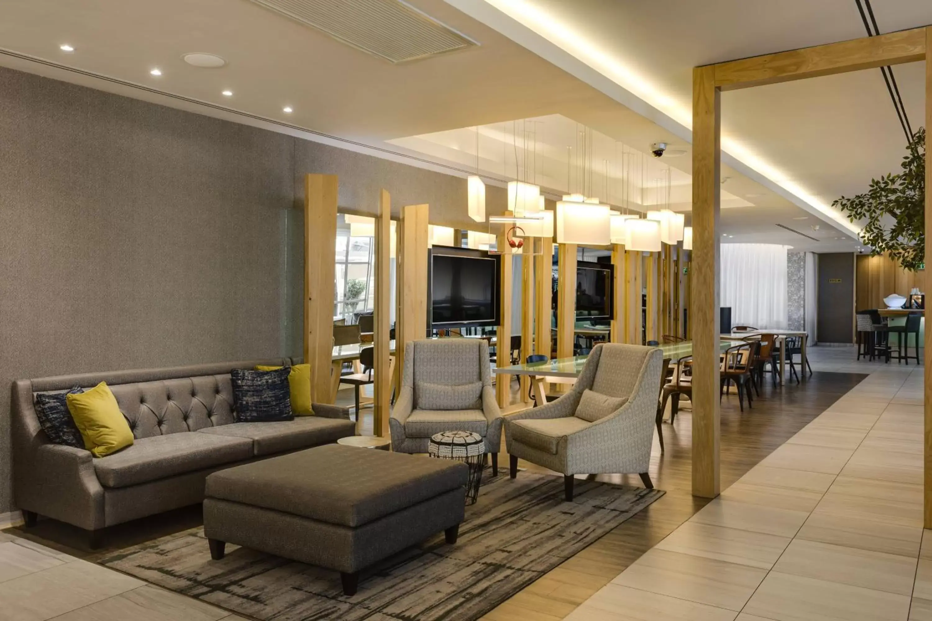 Lobby or reception in Protea Hotel Fire & Ice by Marriott Cape Town