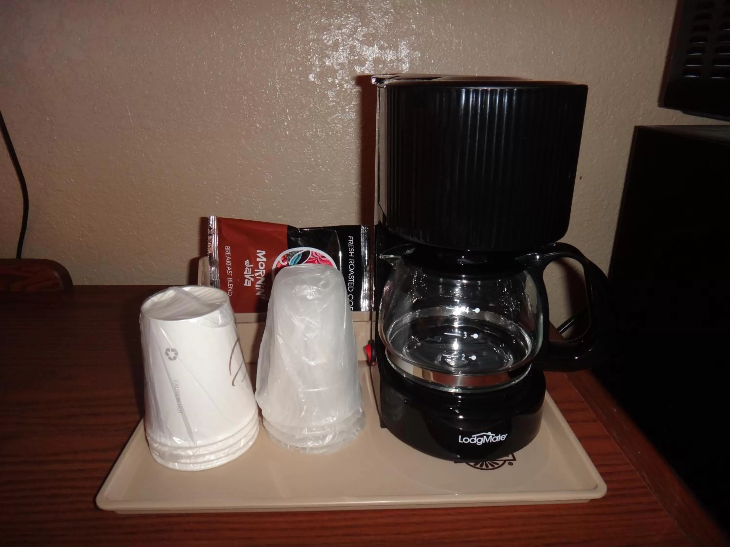 Queen Room in Indian Mound Motel