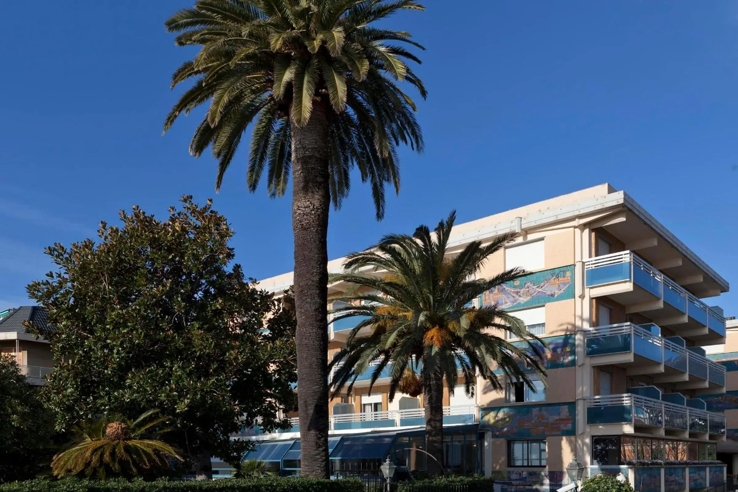 Facade/entrance, Property Building in Hotel Garden Lido