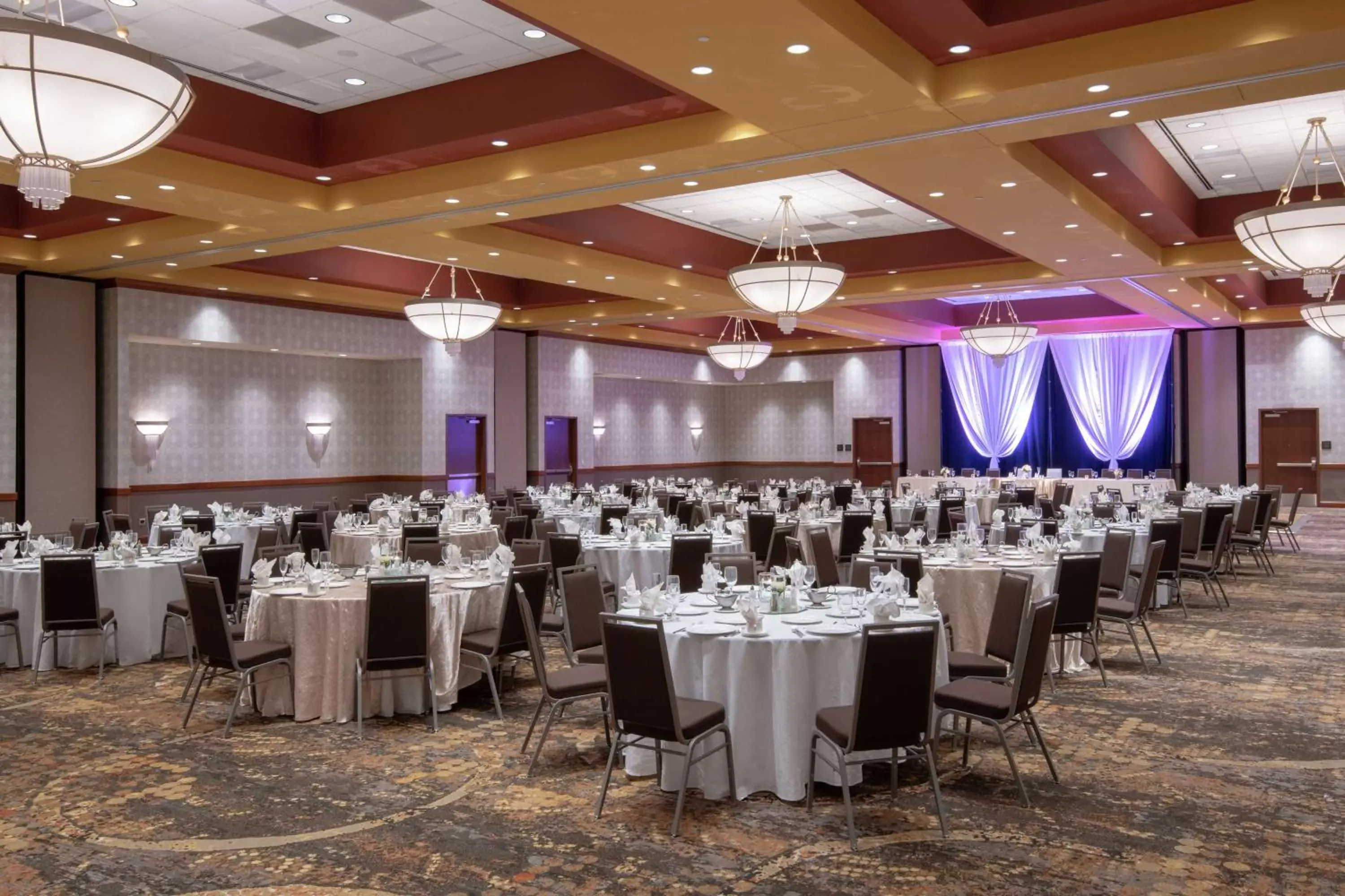Meeting/conference room, Banquet Facilities in Embassy Suites Northwest Arkansas - Hotel, Spa & Convention Center