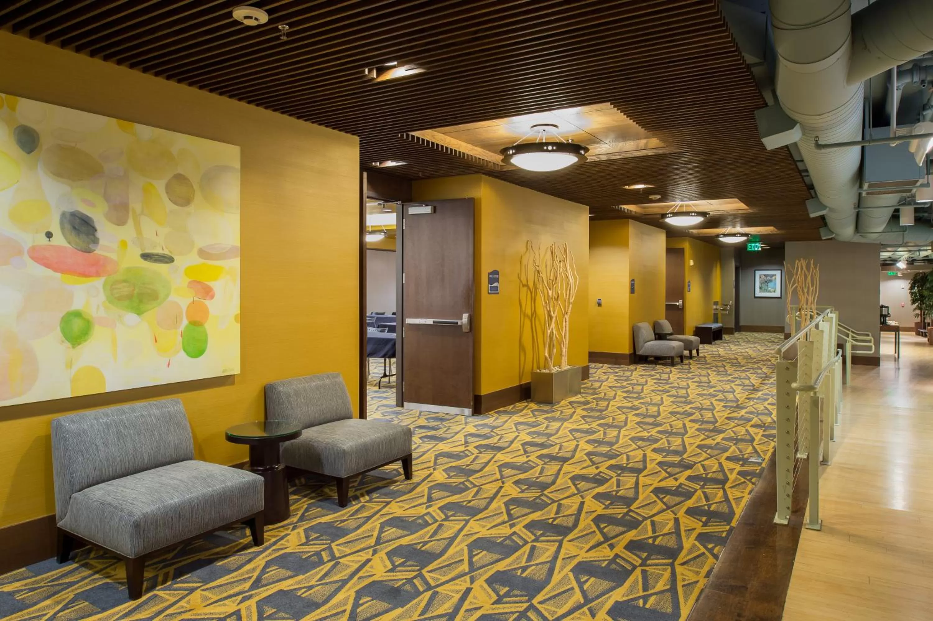 Business facilities in Staypineapple, Watertown Hotel, University District Seattle