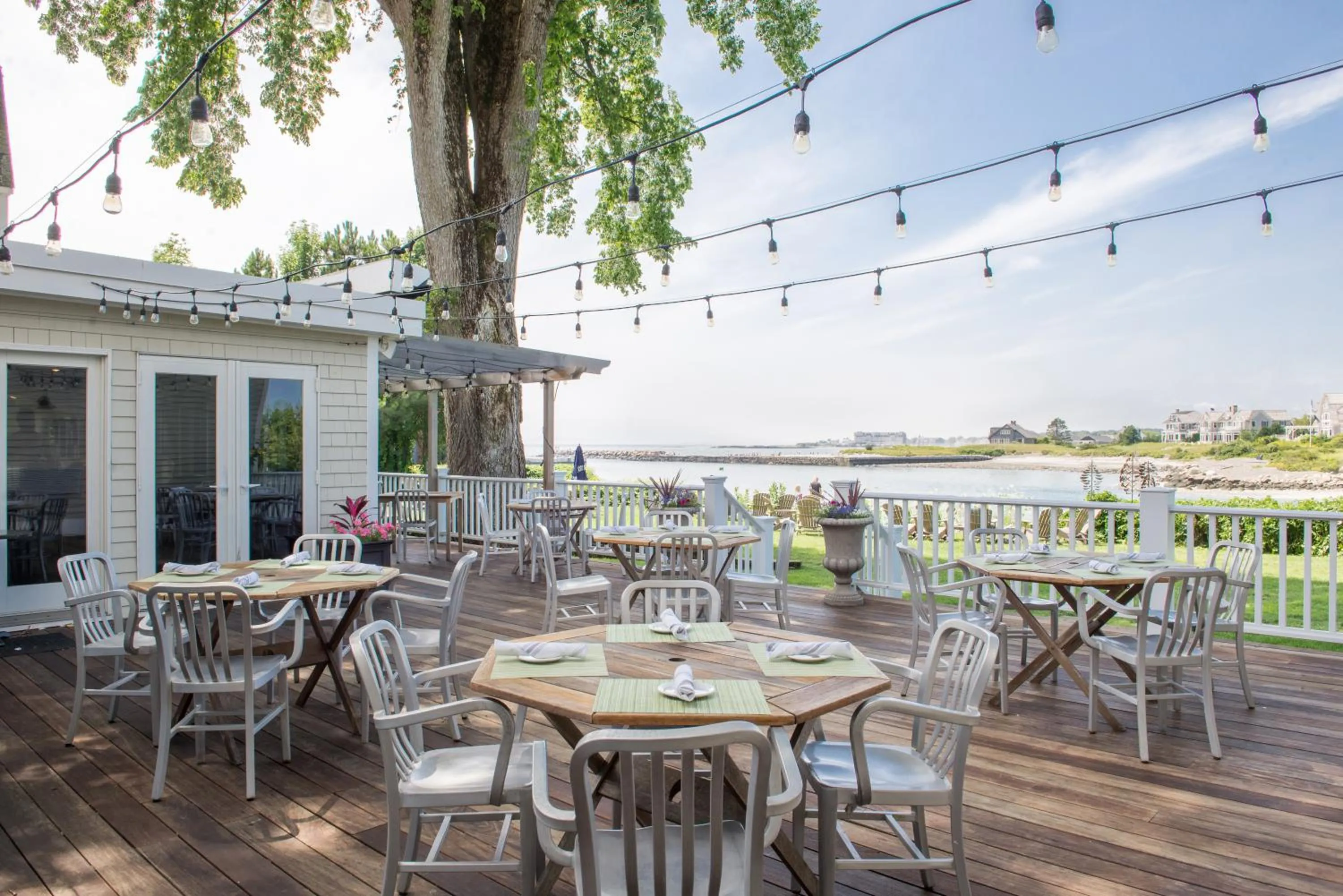 Patio in Breakwater Inn