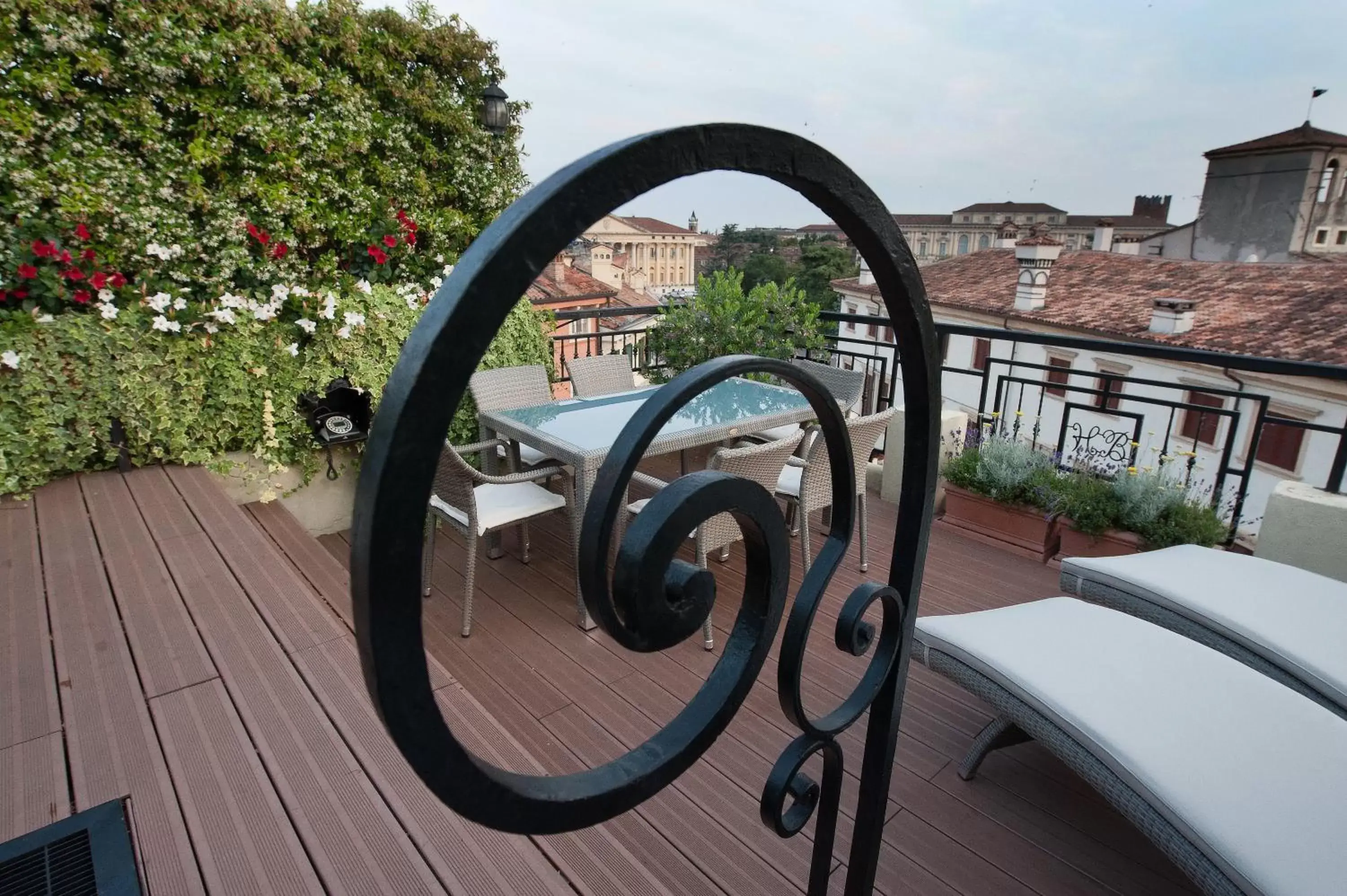Balcony/Terrace in Hotel Bologna ***S