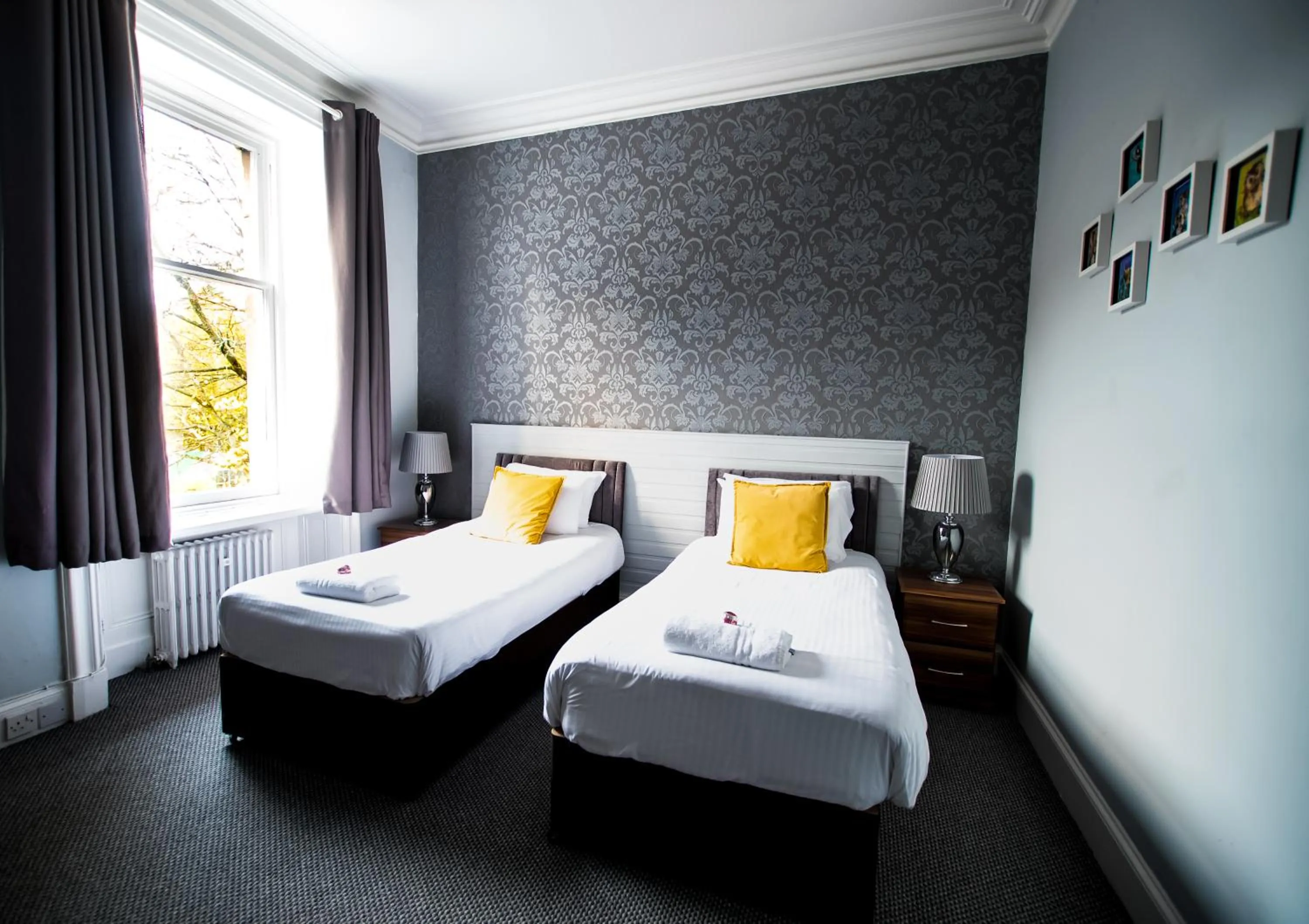 Double or Twin Room in McInnes House rooms with breakfast