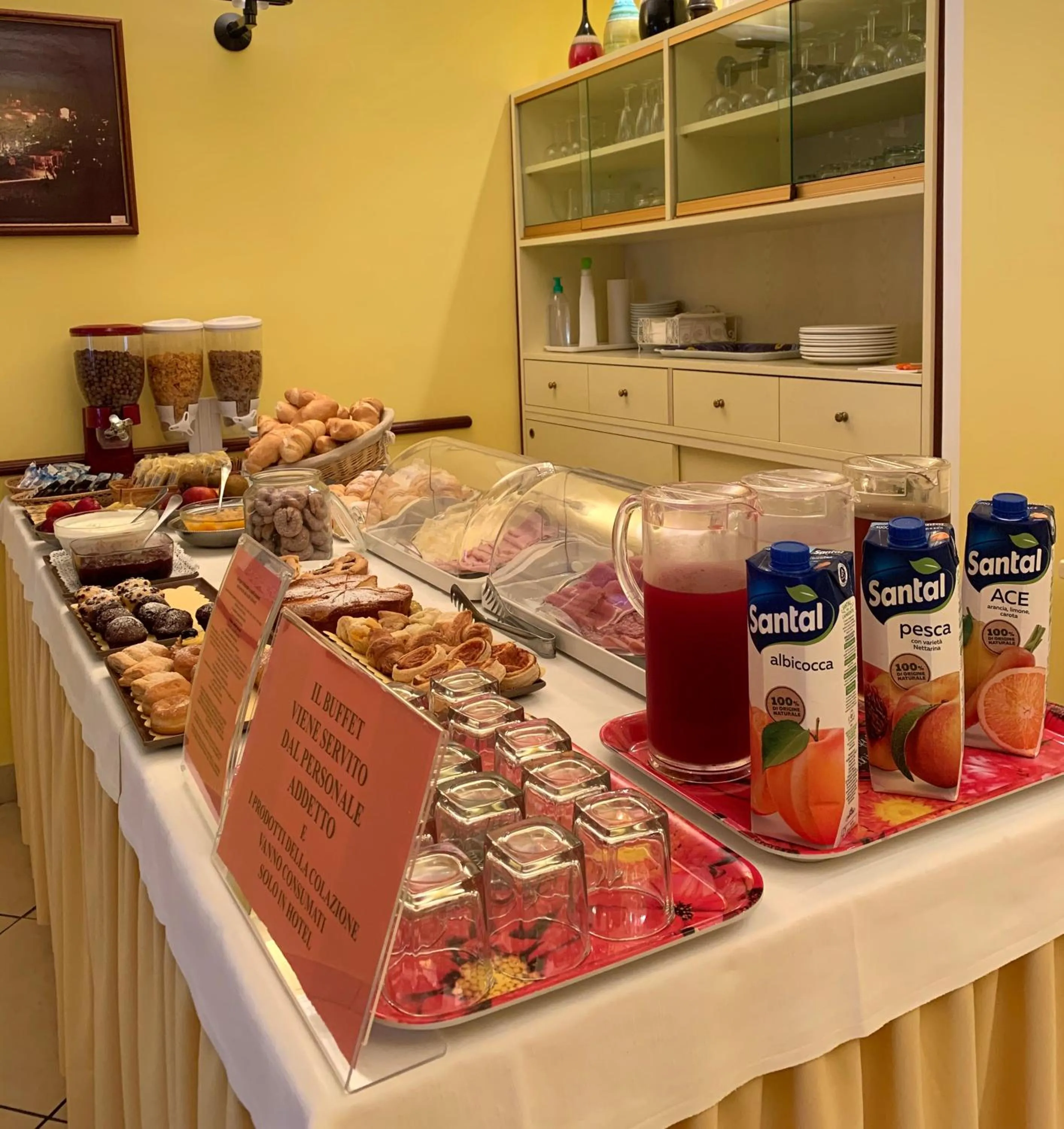 Breakfast in Hotel "Il Parco" B&B Sirolo