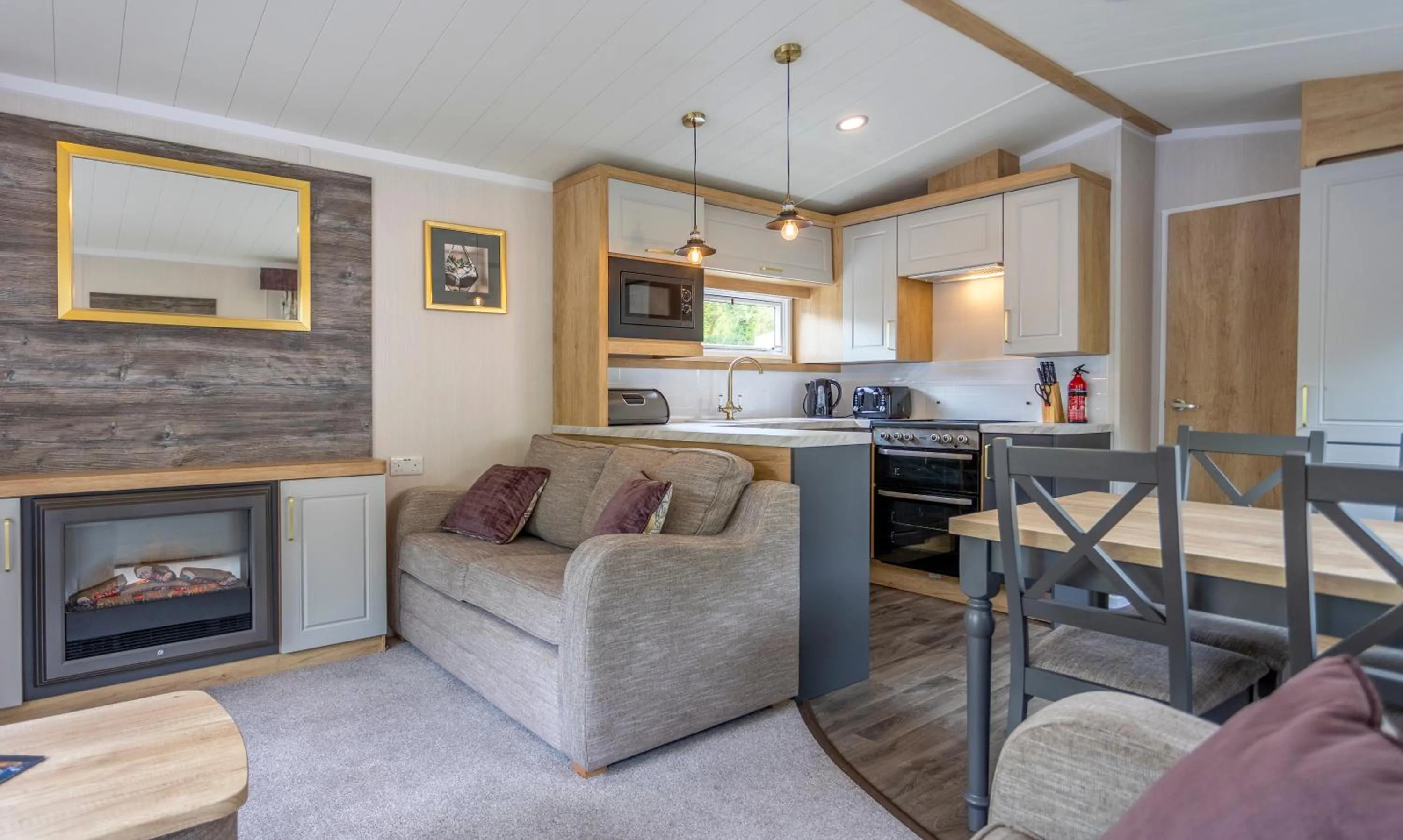 Living room in Aberdunant Hall