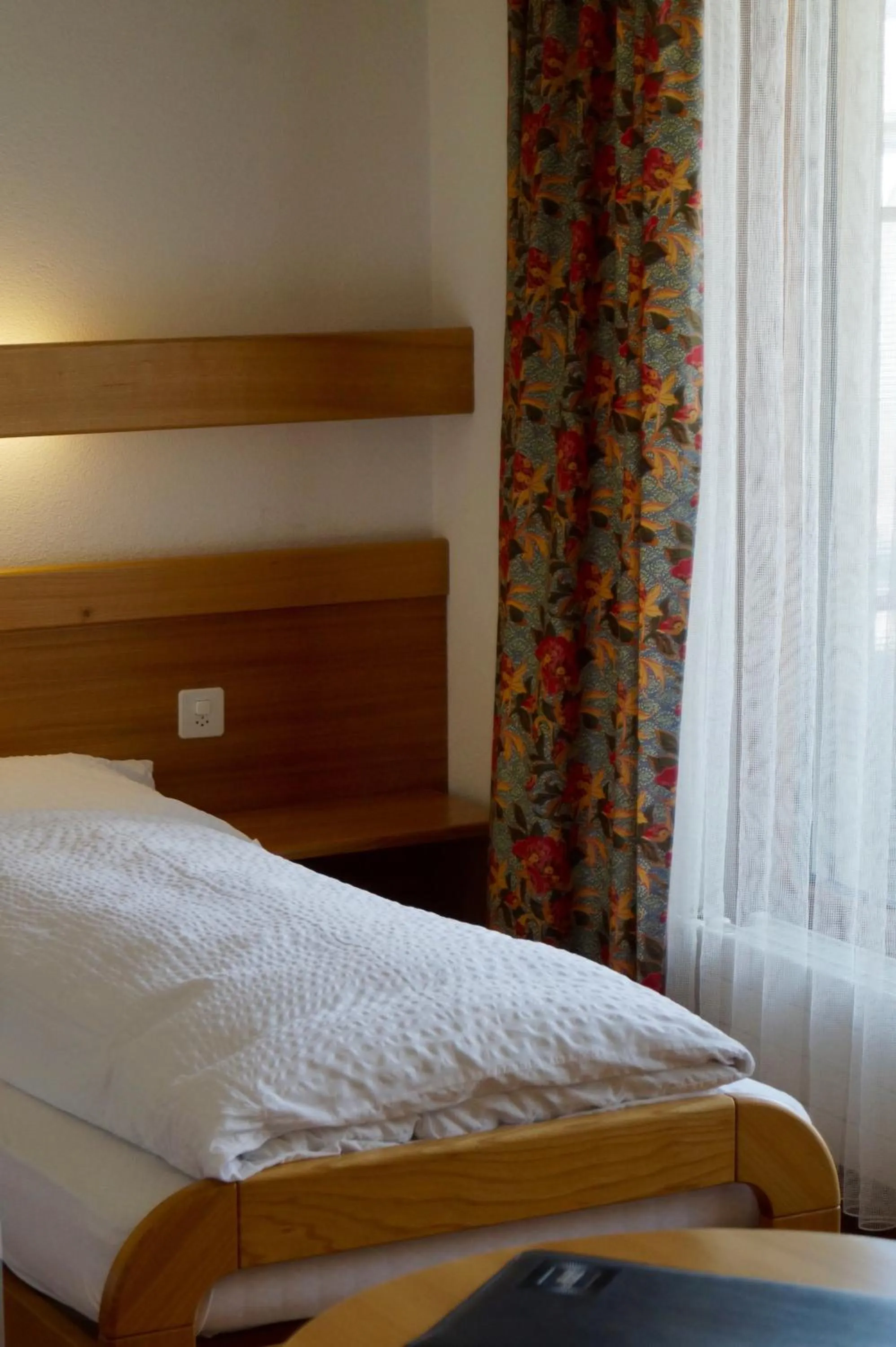 Bed in Hotel Victoria