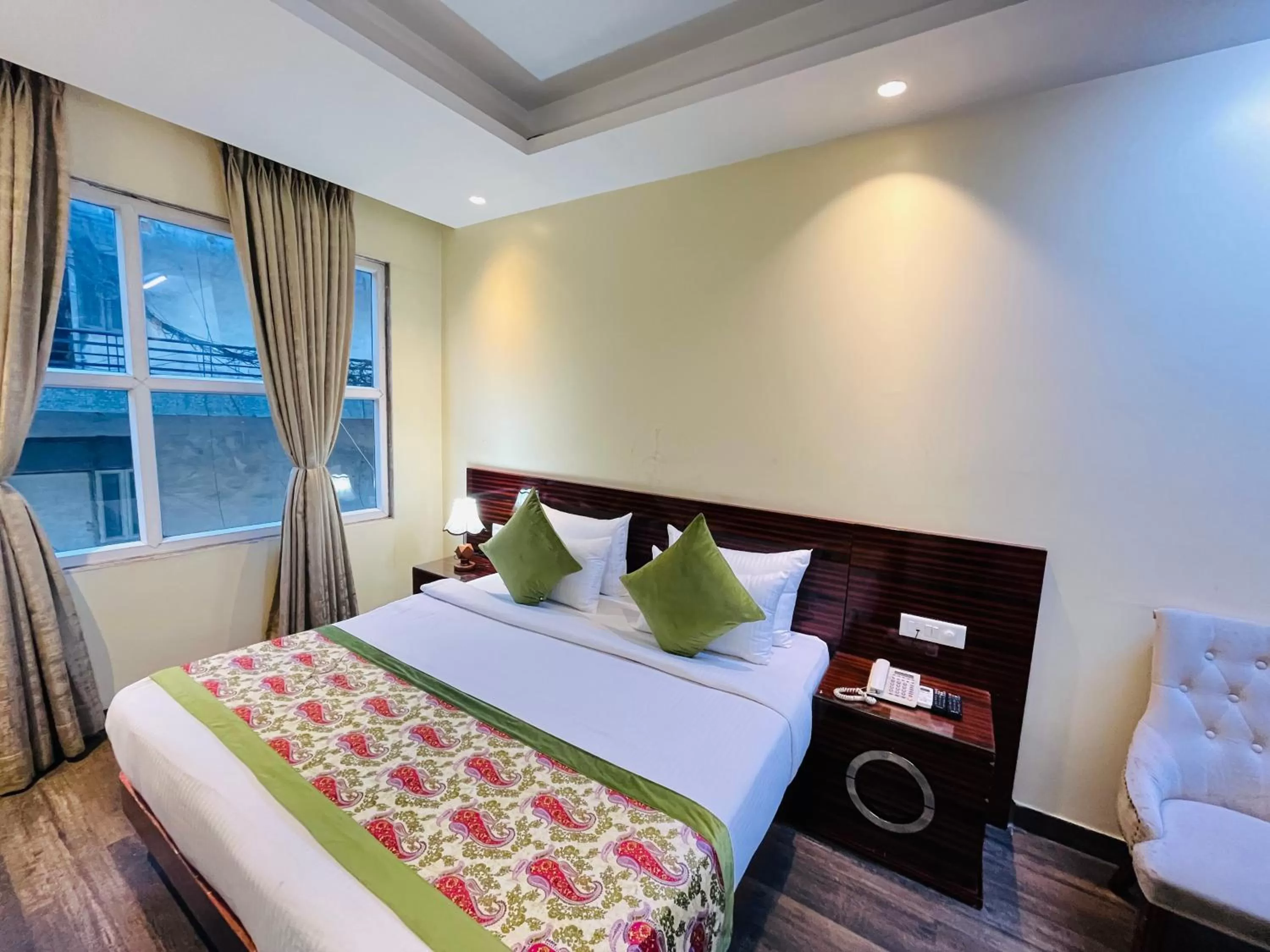 Bed in Hotel Banz near Delhi Airport