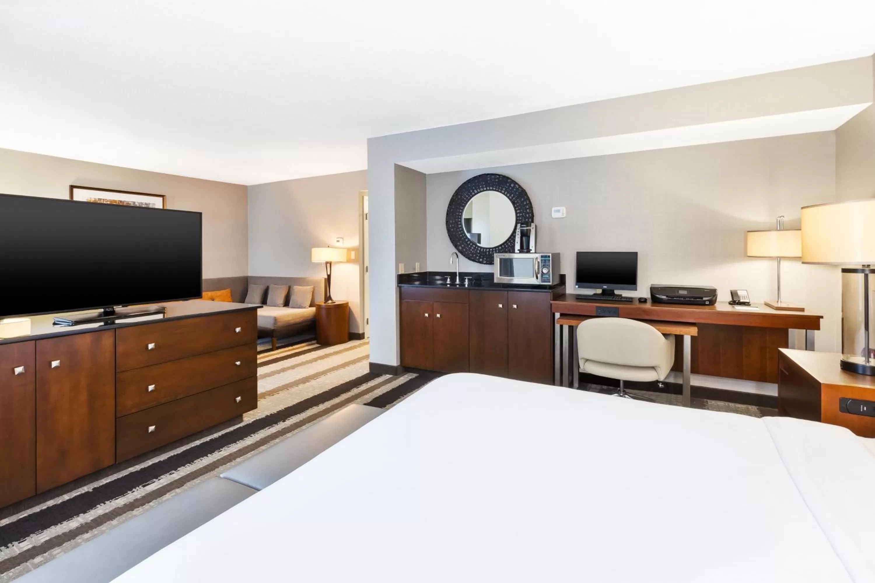Photo of the whole room, Bed in Crowne Plaza Dulles Airport by IHG