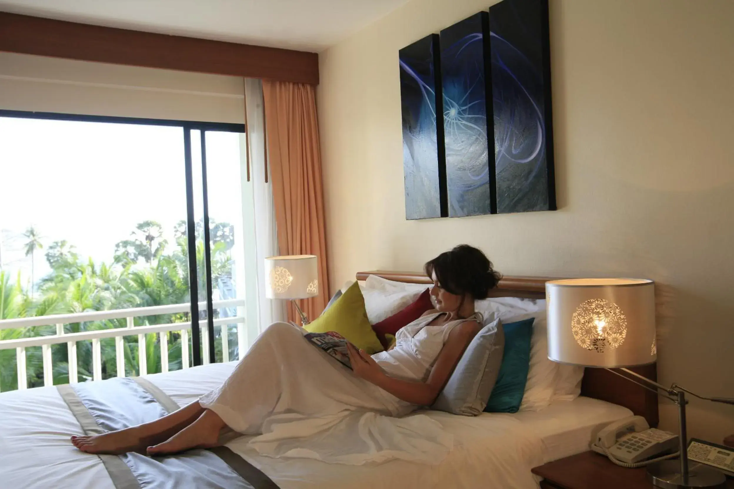 Bedroom, Bed in Sunset Beach Resort Bedroom, Bed in Sunset Beach Resort