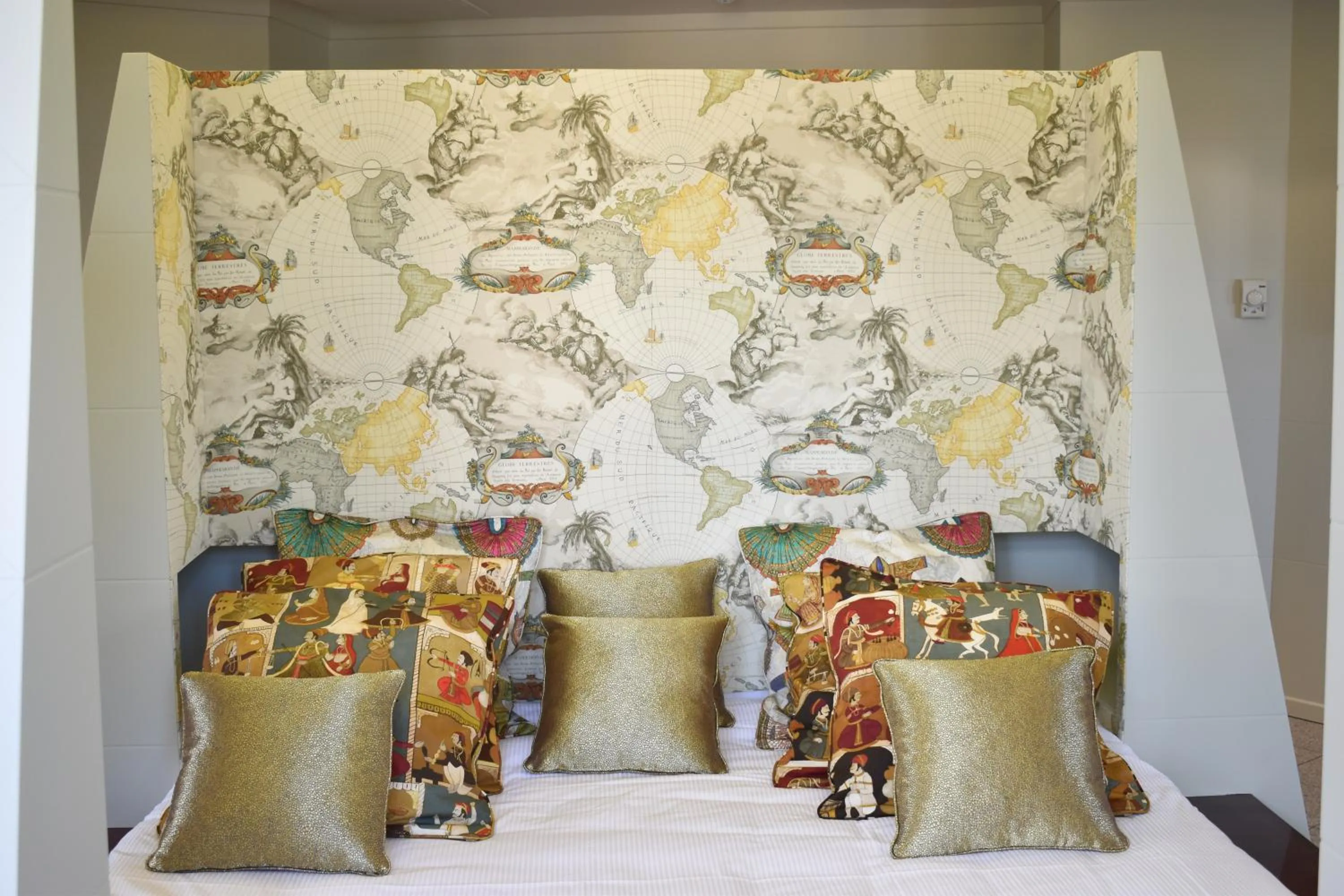 Decorative detail in Logis Les Loges du Parc