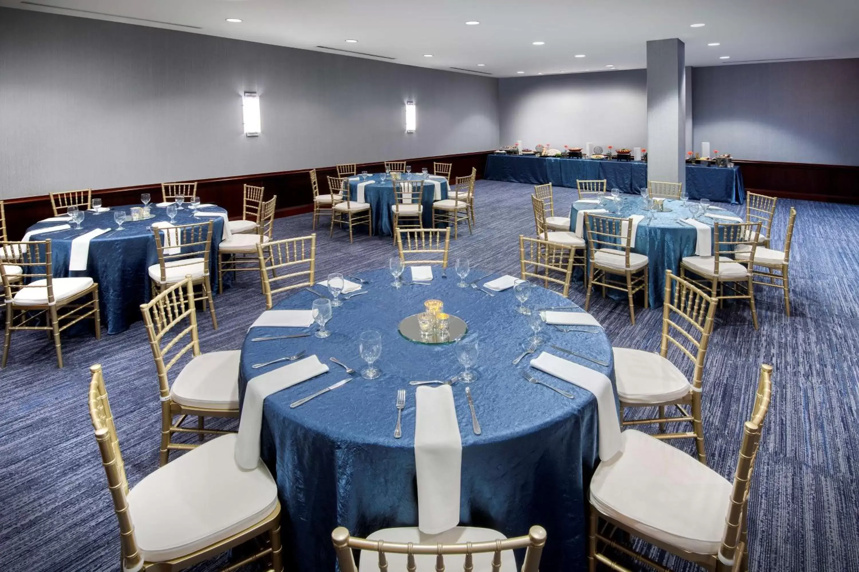Restaurant/places to eat in Hyatt Regency Dulles Restaurant/places to eat in Hyatt Regency Dulles