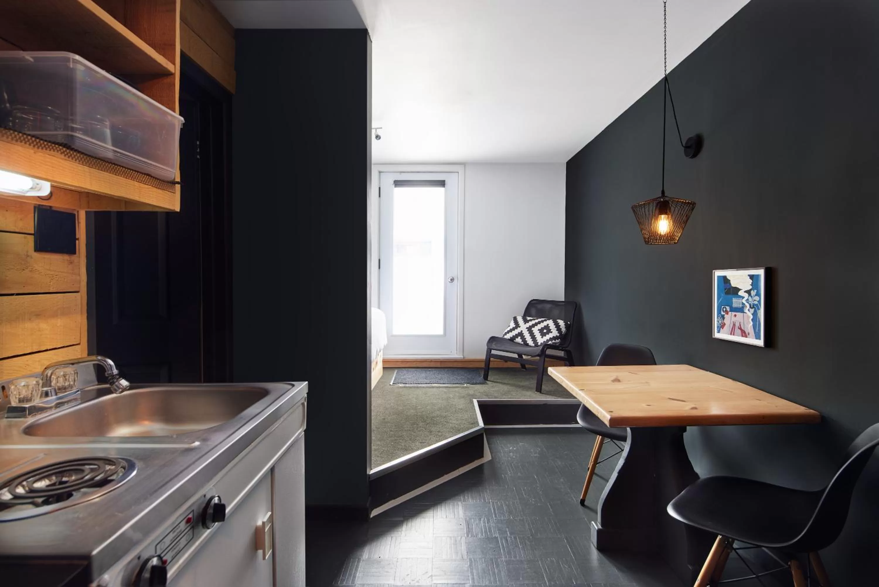Kitchen or kitchenette in Beatnik Hotel