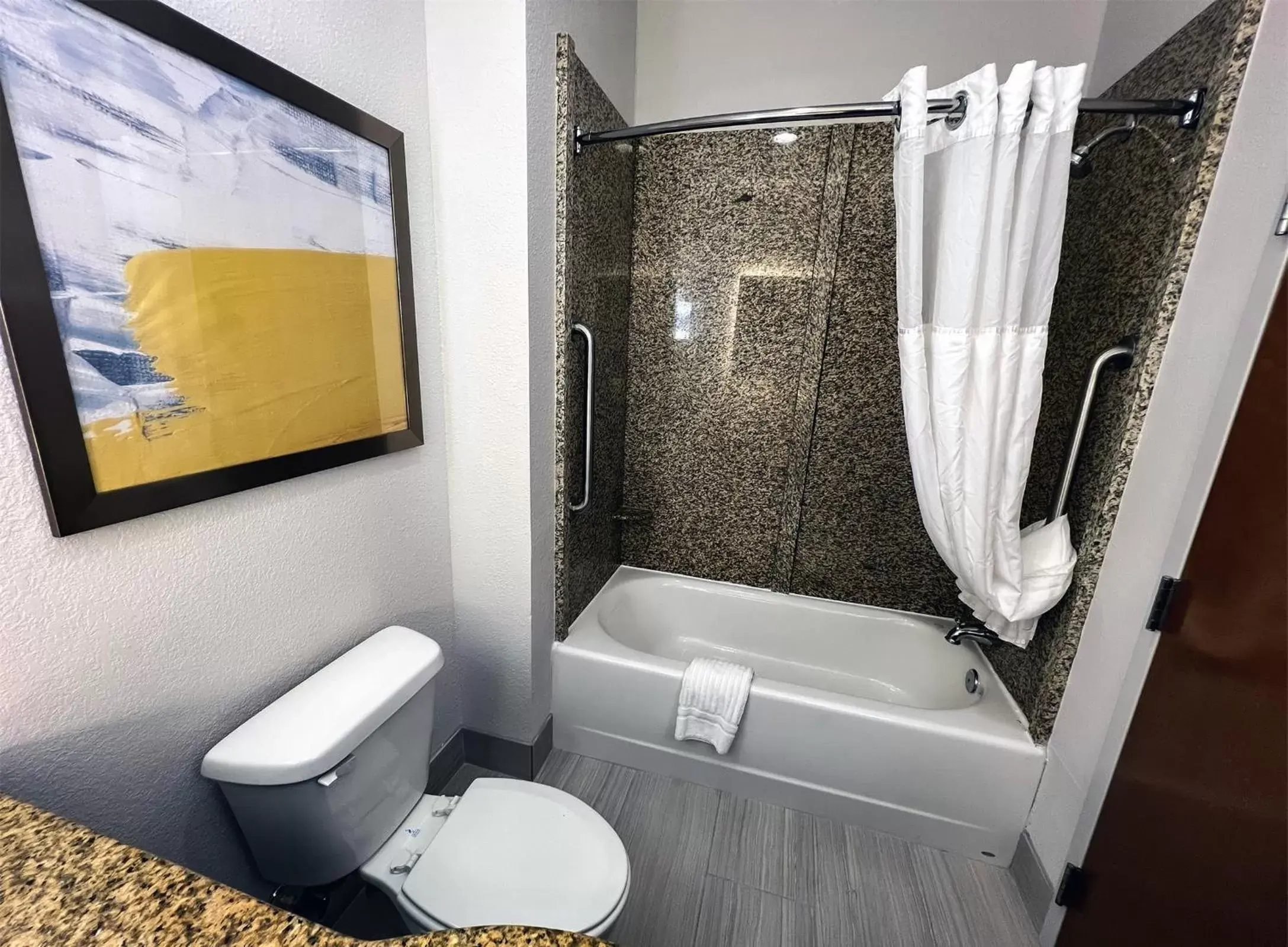 Shower, Bathroom in Comfort Suites Augusta Riverwatch