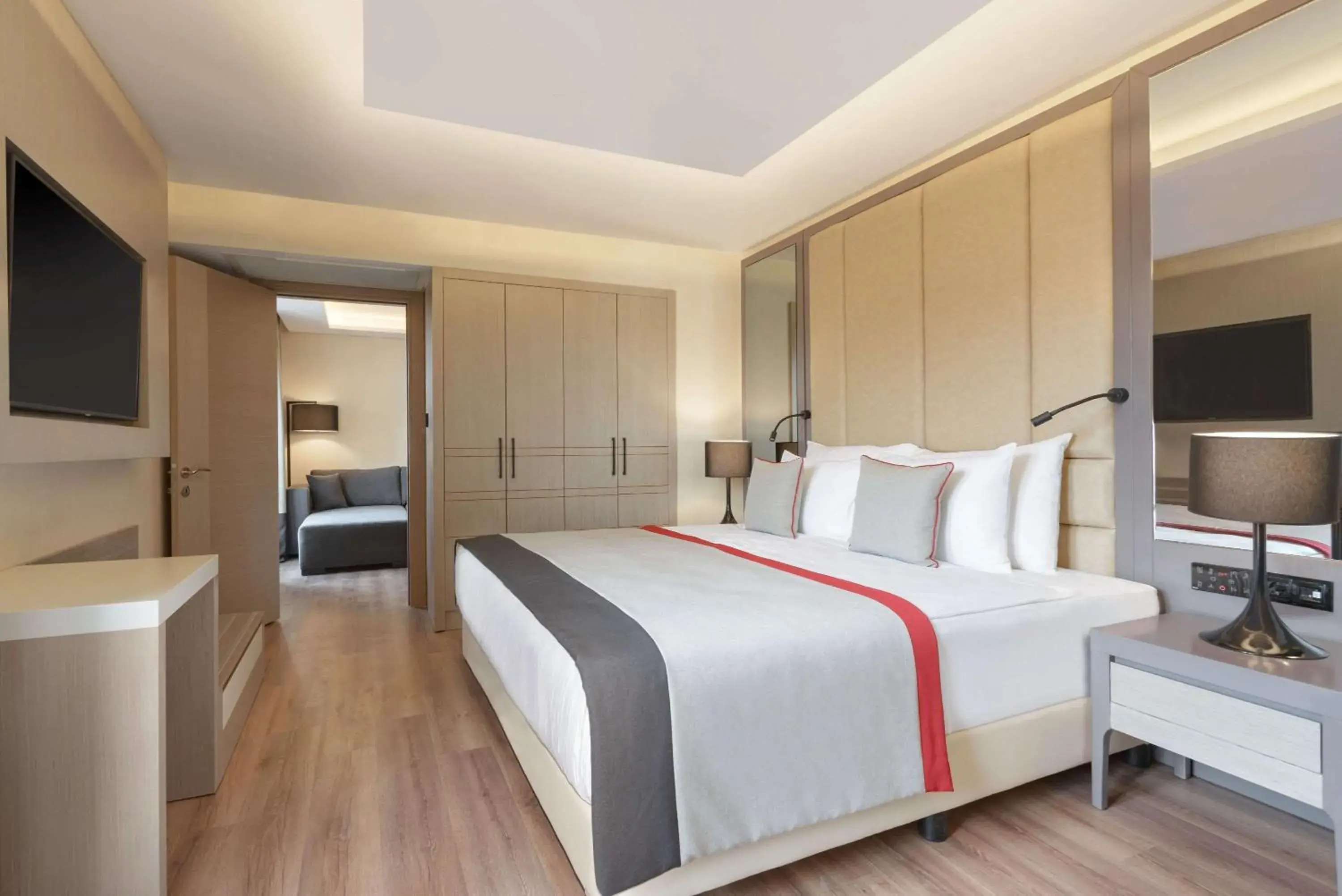 Photo of the whole room, Bed in Ramada Residences by Wyndham Balikesir