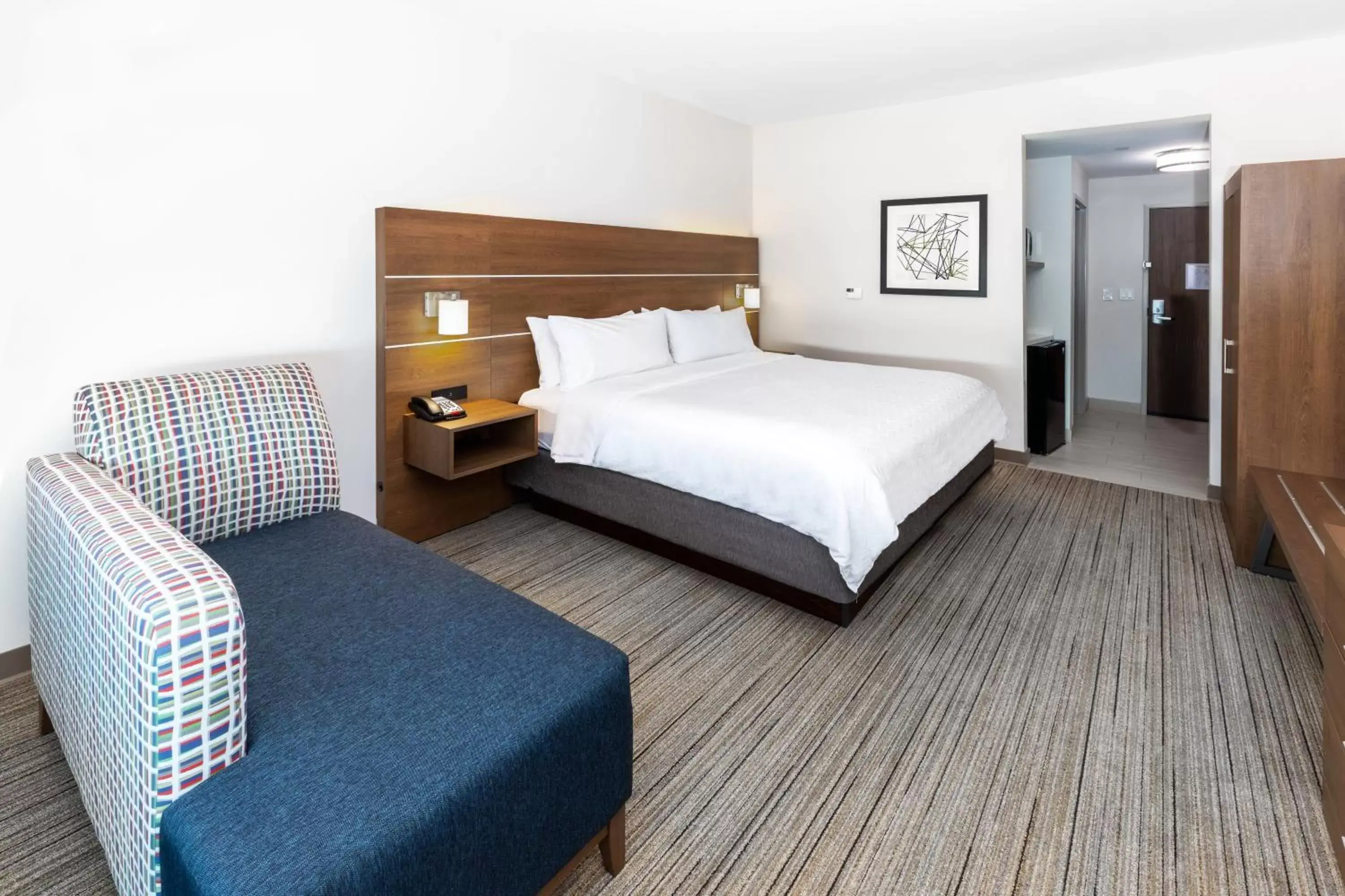 Photo of the whole room, Bed in Holiday Inn Express & Suites - Stafford NW - Sugar Land, an IHG Hotel