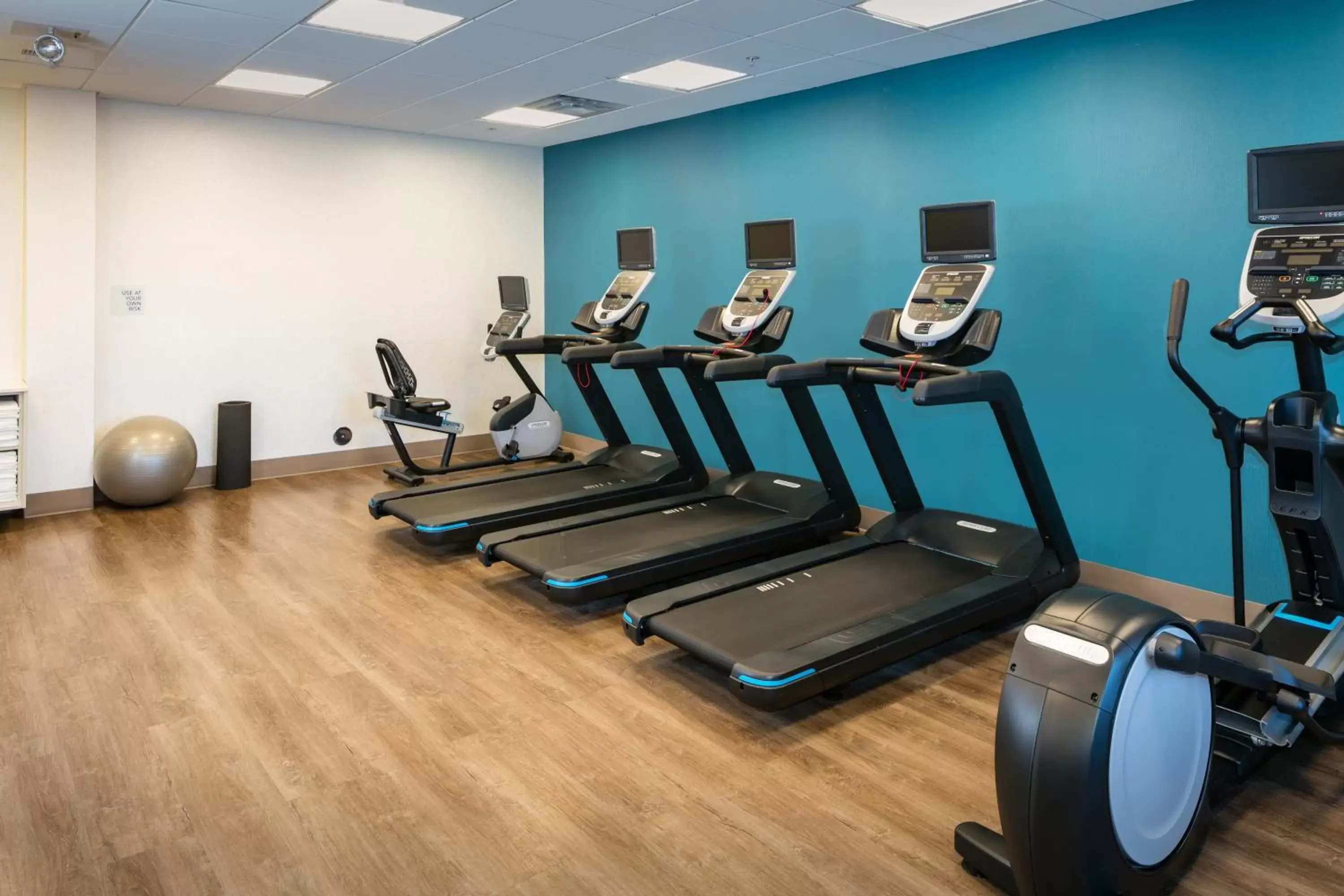 Fitness centre/facilities, Fitness Center/Facilities in Holiday Inn Express & Suites - Bend South, an IHG Hotel