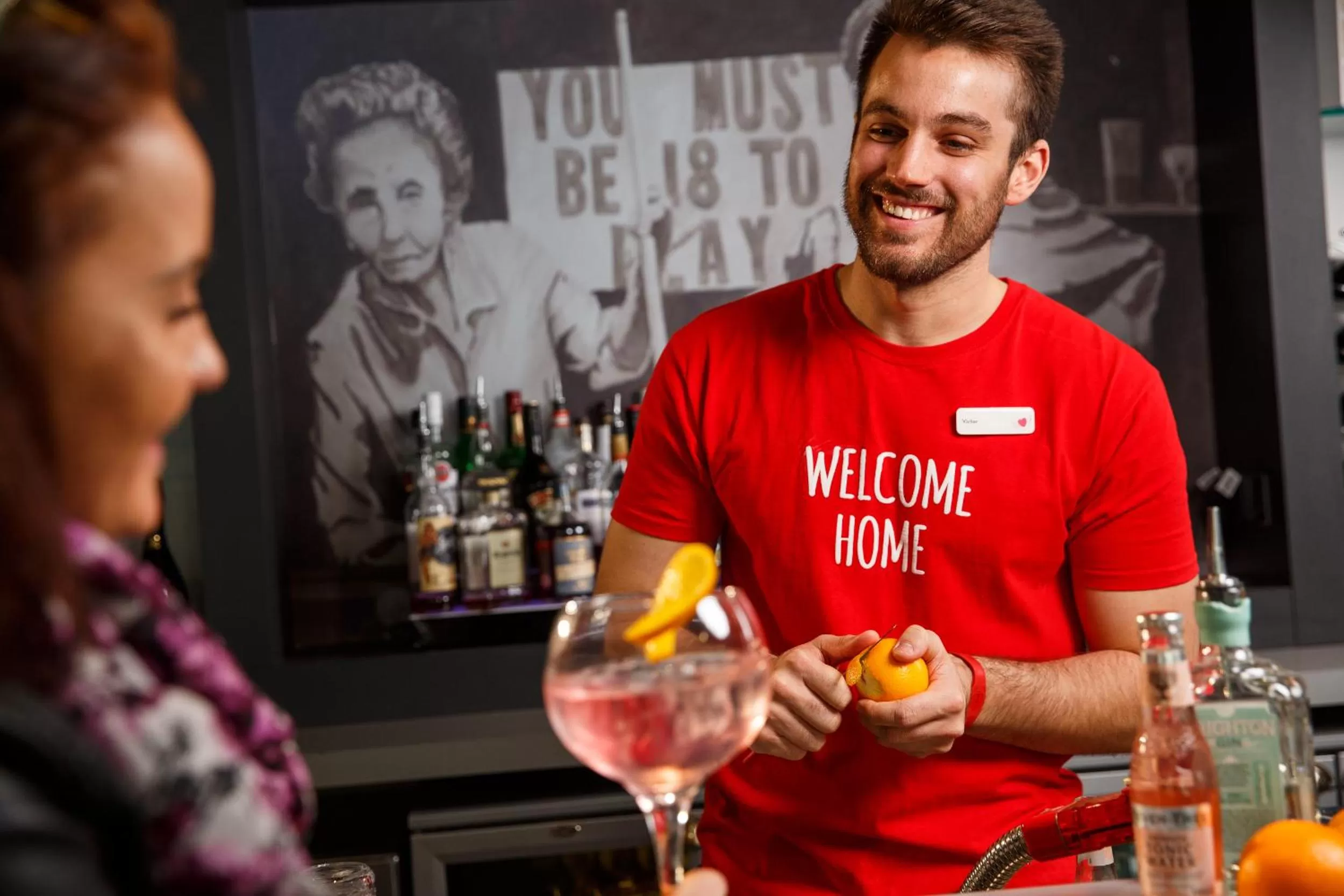 Lounge or bar in ibis Brighton City Centre - Station