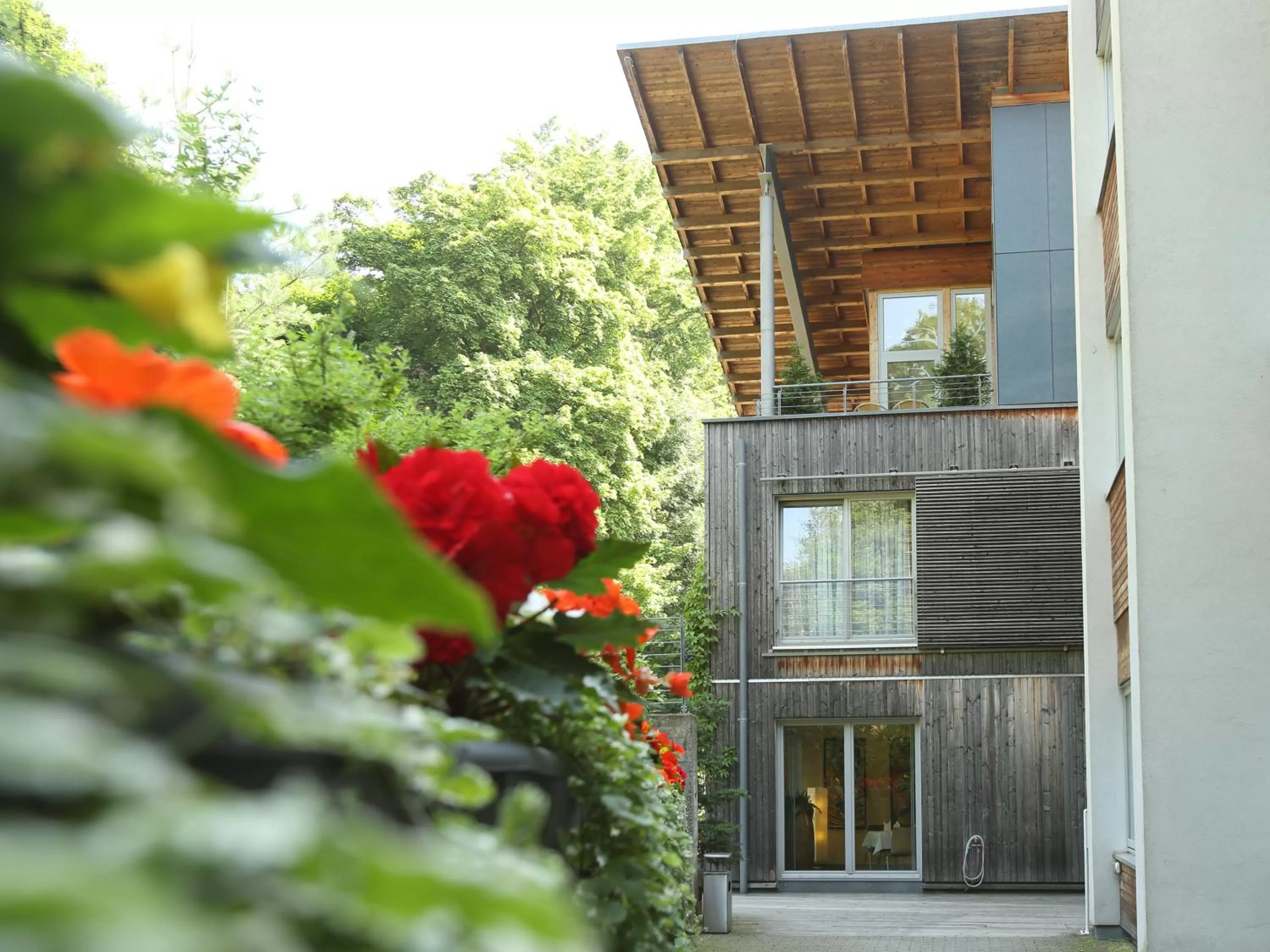 Facade/entrance in Hotel Forsthaus Grüna Betreibergesellschaft mbH