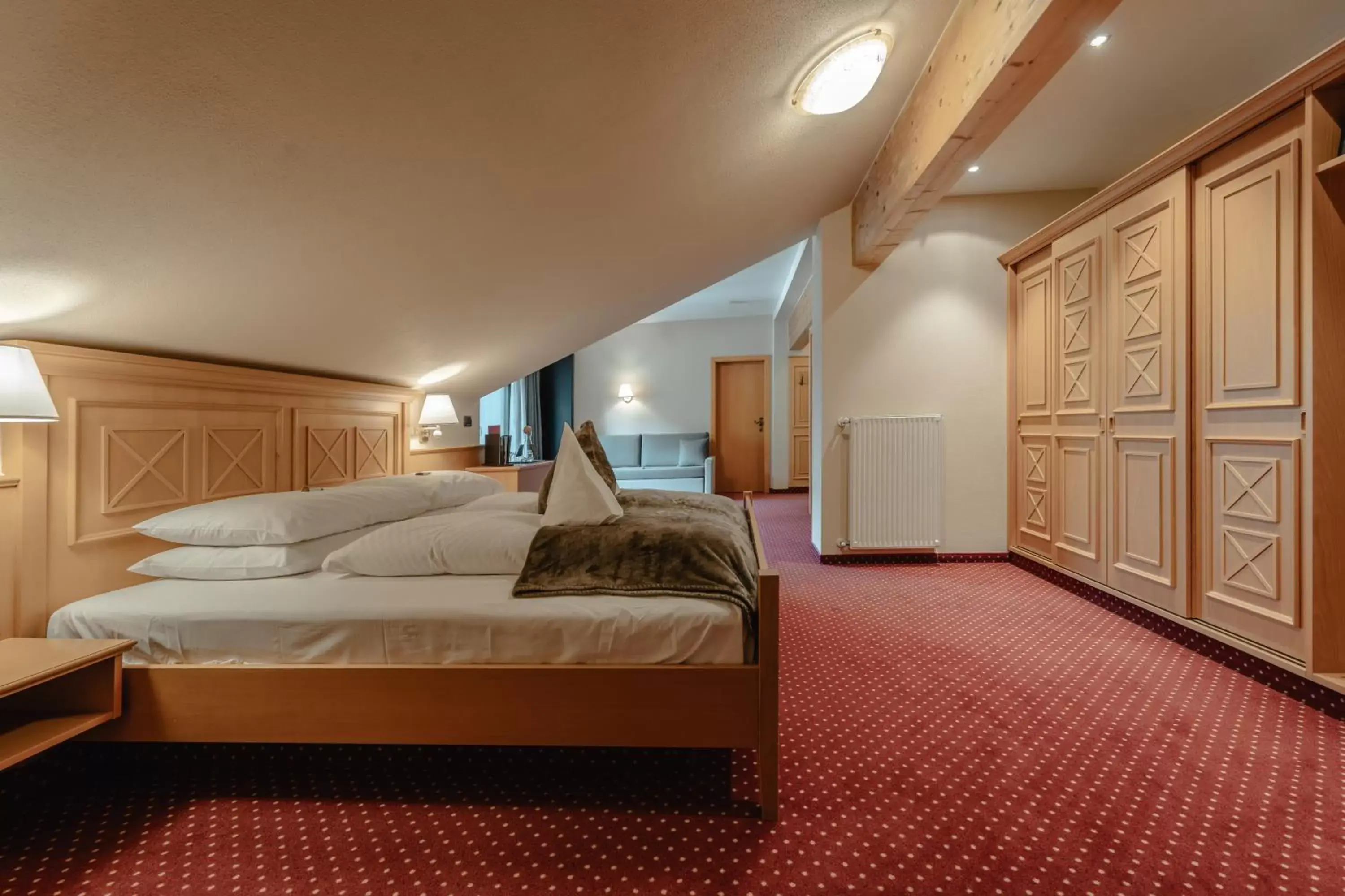 Bed in Hotel Alpenrose