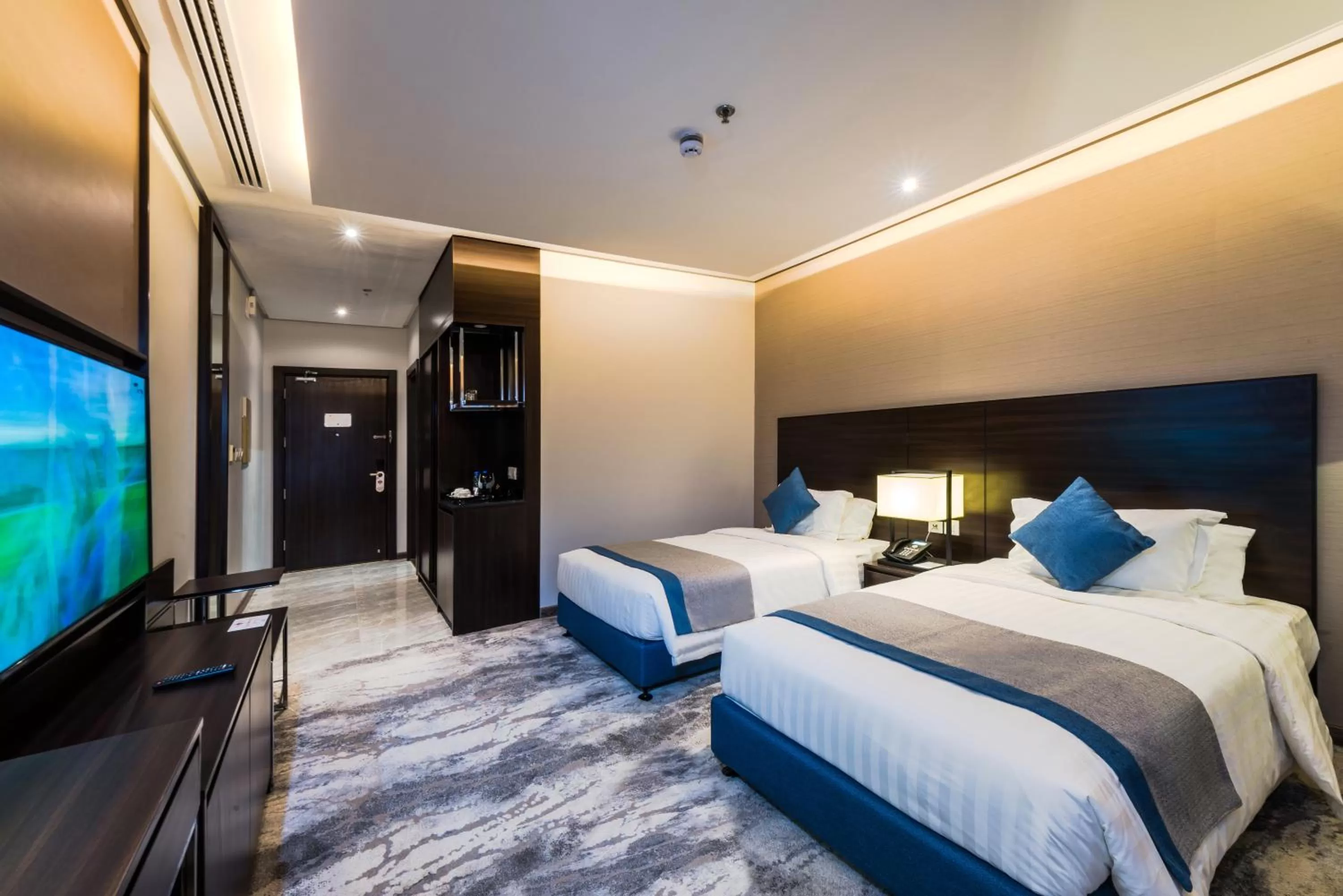 Photo of the whole room, Bed in Aber Al Munsiyah