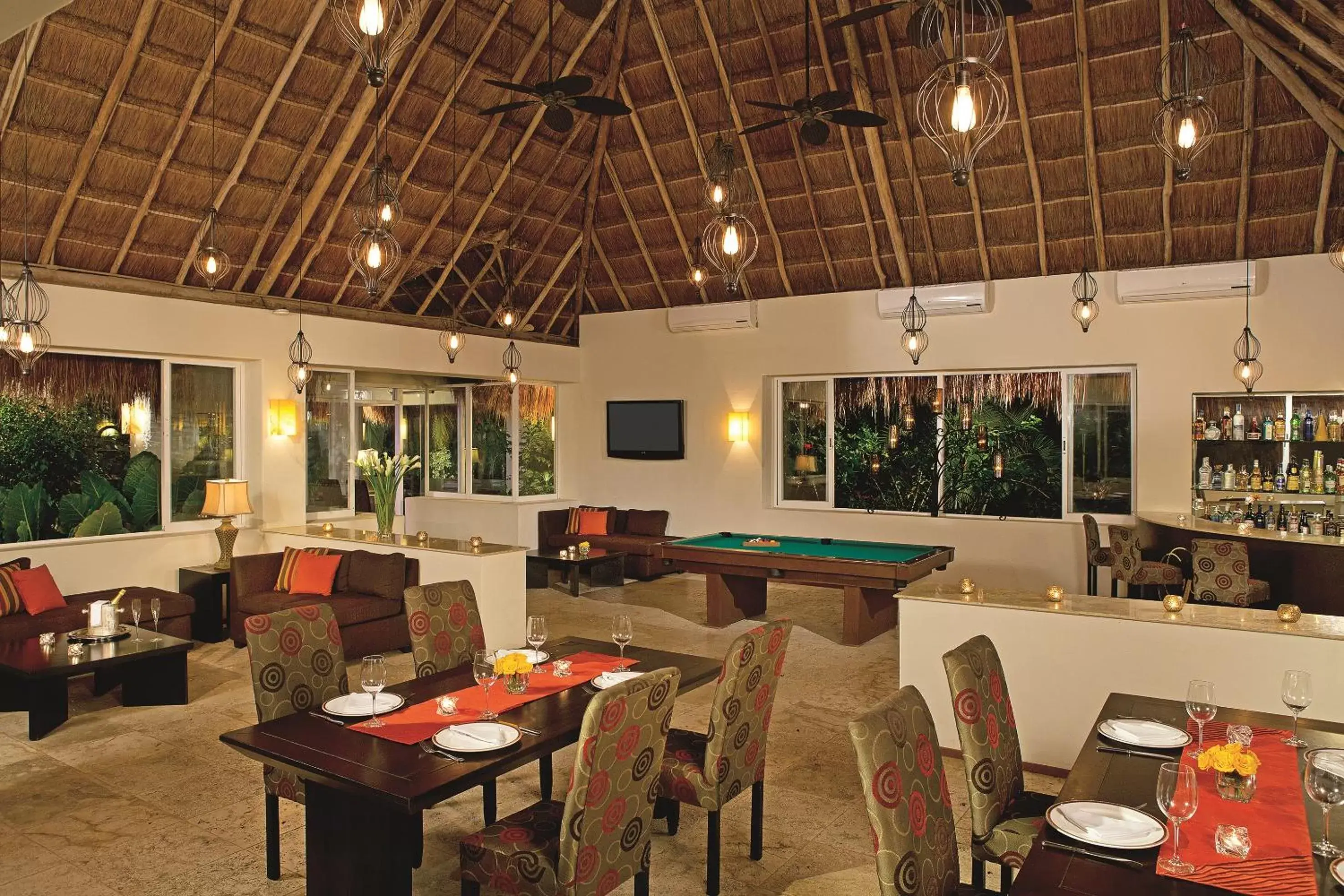 Alcoholic drinks, Restaurant/Places to Eat in Secrets Aura Cozumel - Adults Only