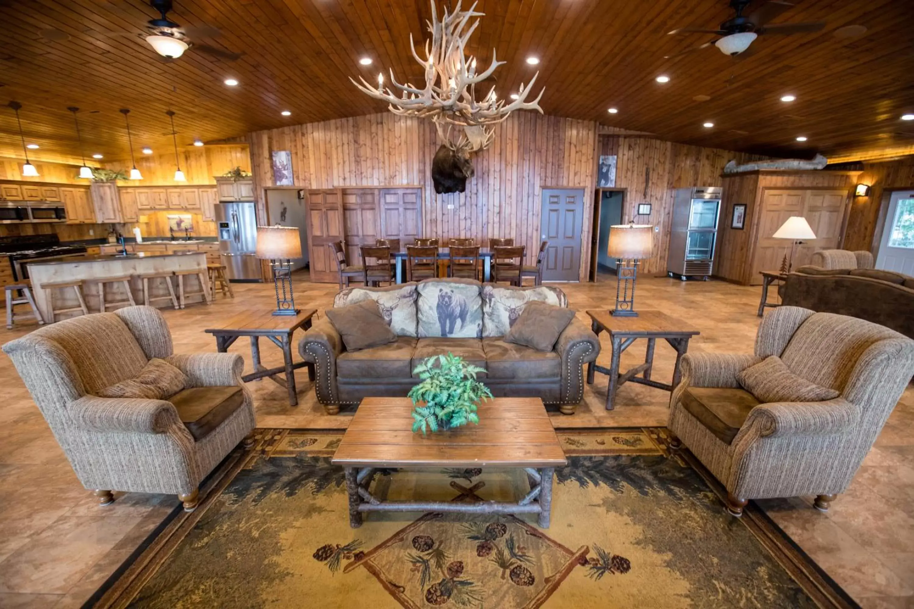 Lobby/Reception in Lewis & Clark Resort