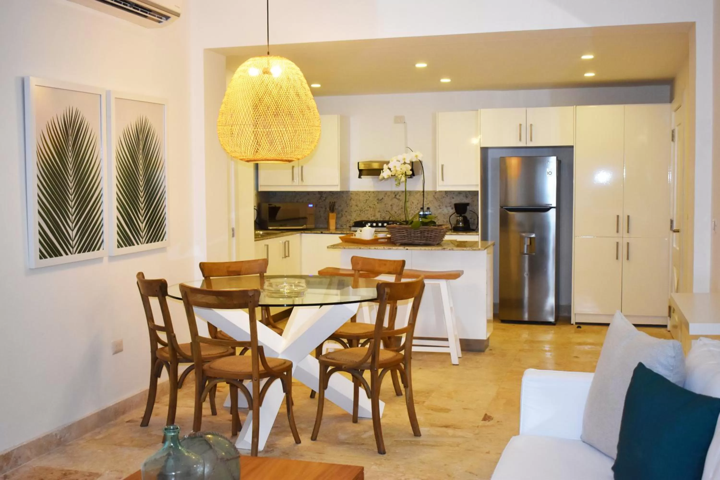 Dining Area in Coson Bay