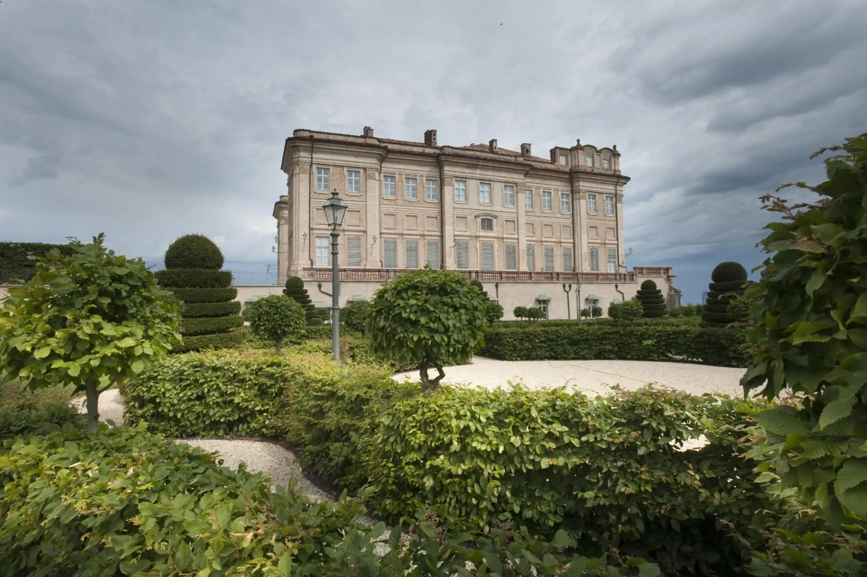 Facade/entrance, Property Building in Castello di Guarene