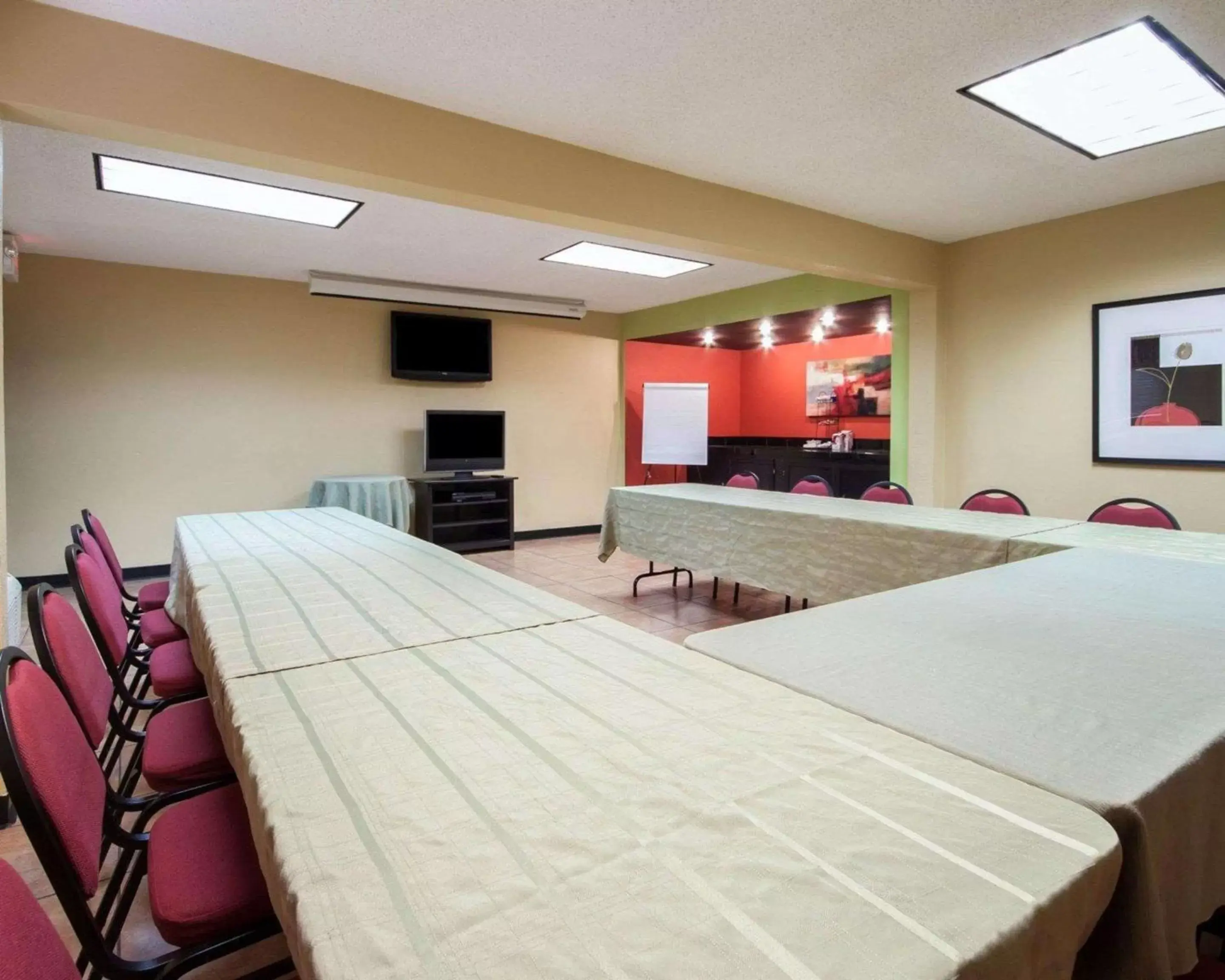 On site, Business Area/Conference Room in Quality Inn Airport East