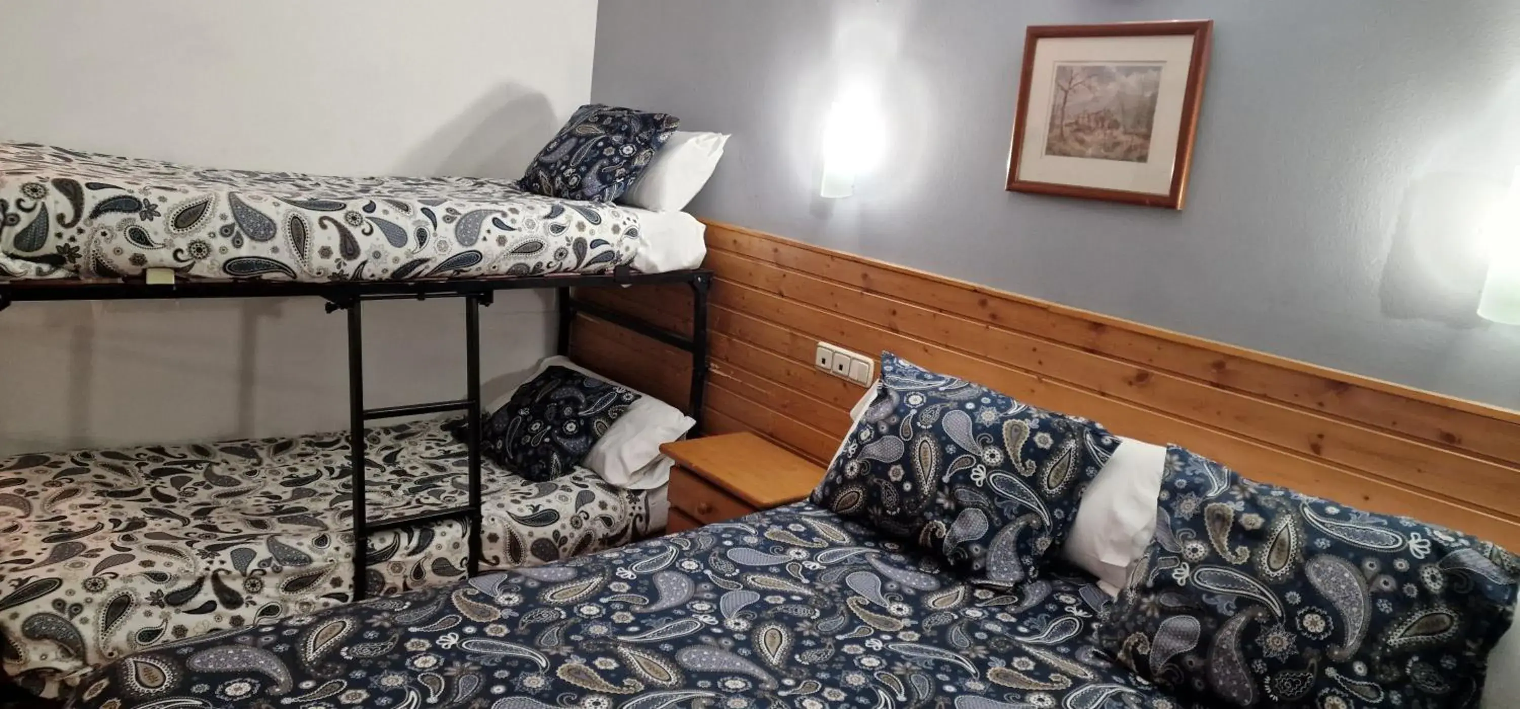 Bedroom, Bunk Bed in Hotel Merino