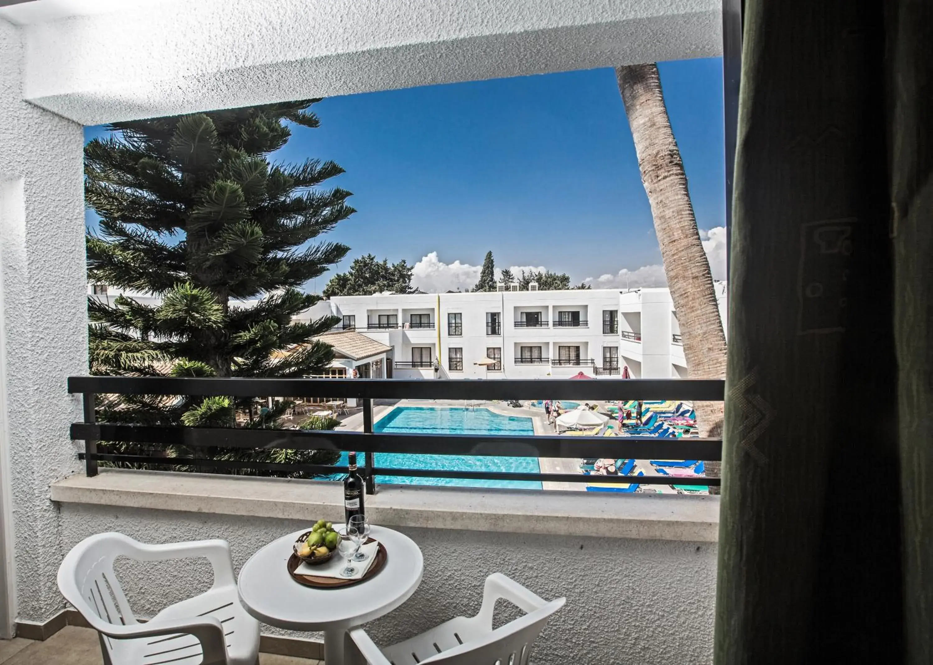 Balcony/Terrace, Pool View in Anthea Hotel Apartments