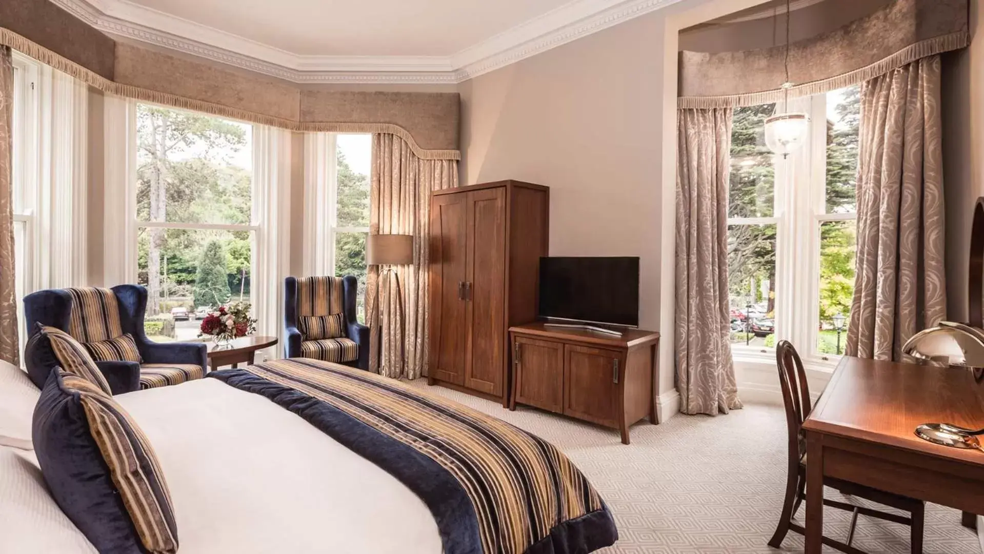Bedroom, TV/Entertainment Center in The Culloden Estate and Spa