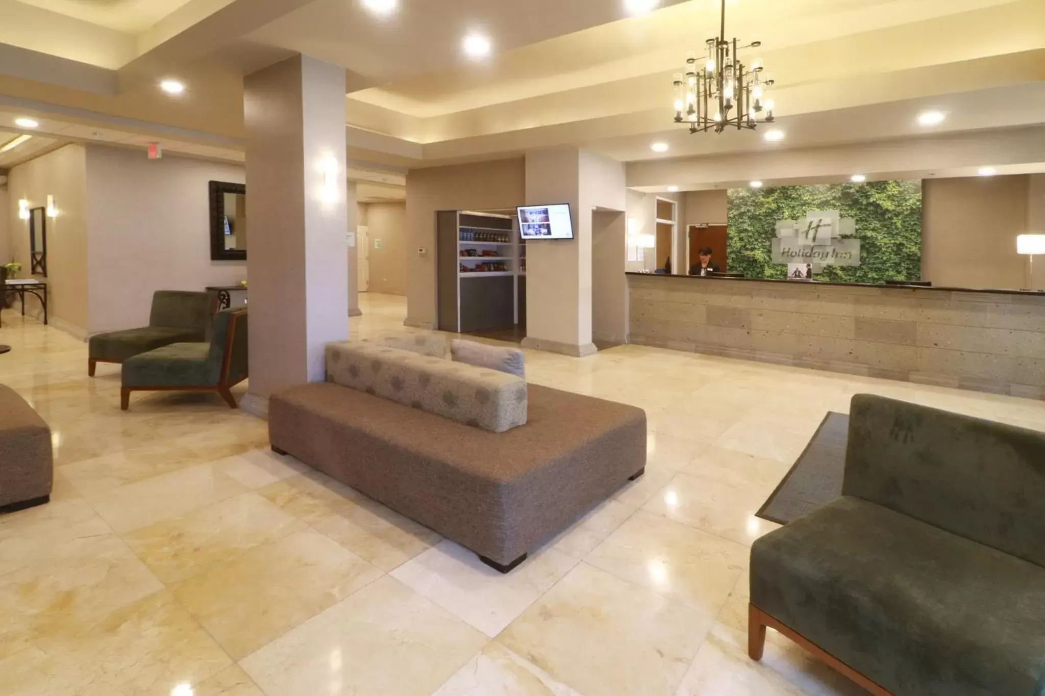 Property building, Lobby/Reception in Holiday Inn Reynosa Industrial Poniente, an IHG Hotel