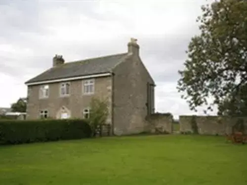 Property Building in Lily Hill Farm