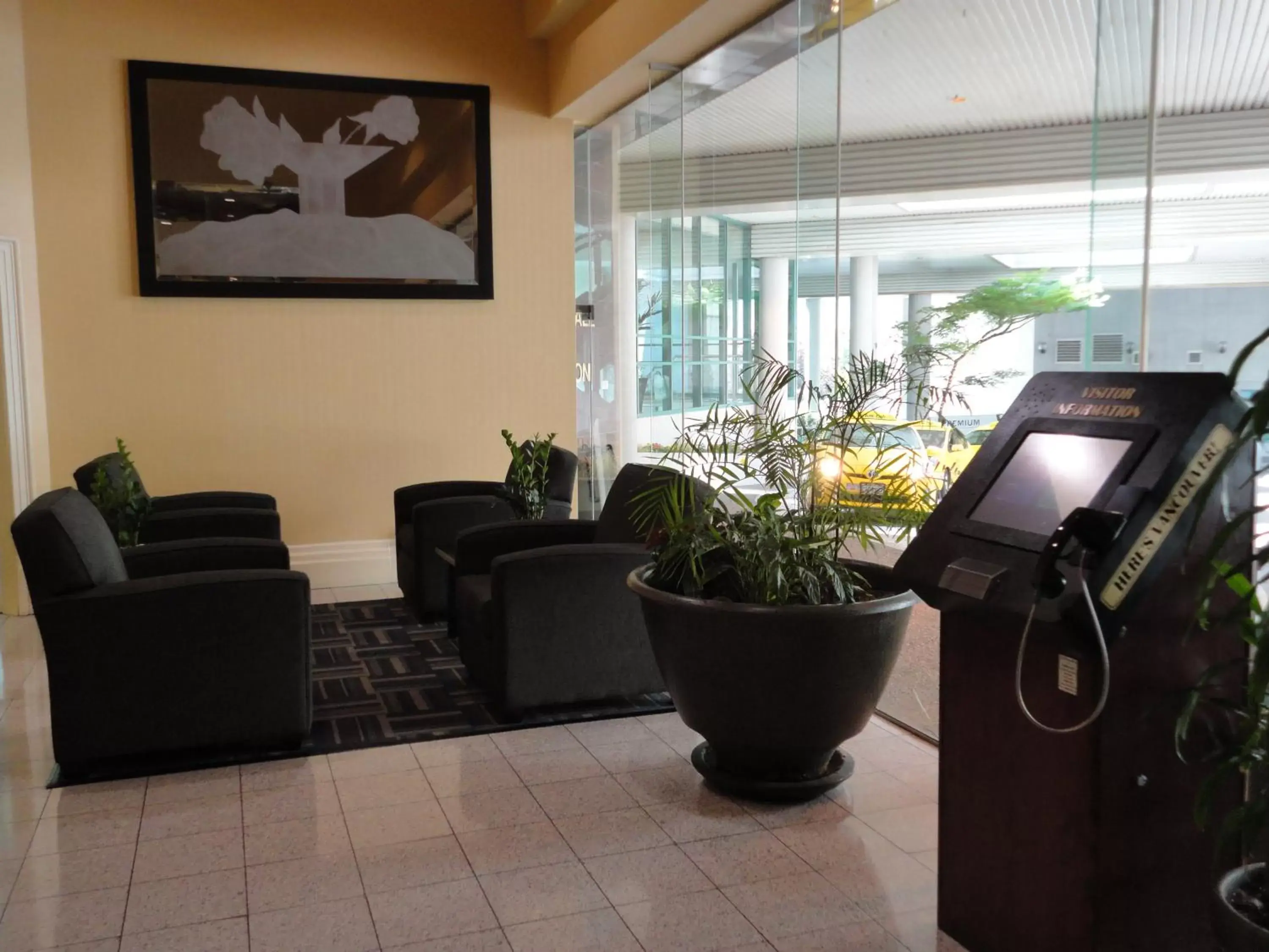 Lobby or reception, Lobby/Reception in Rosedale on Robson Suite Hotel