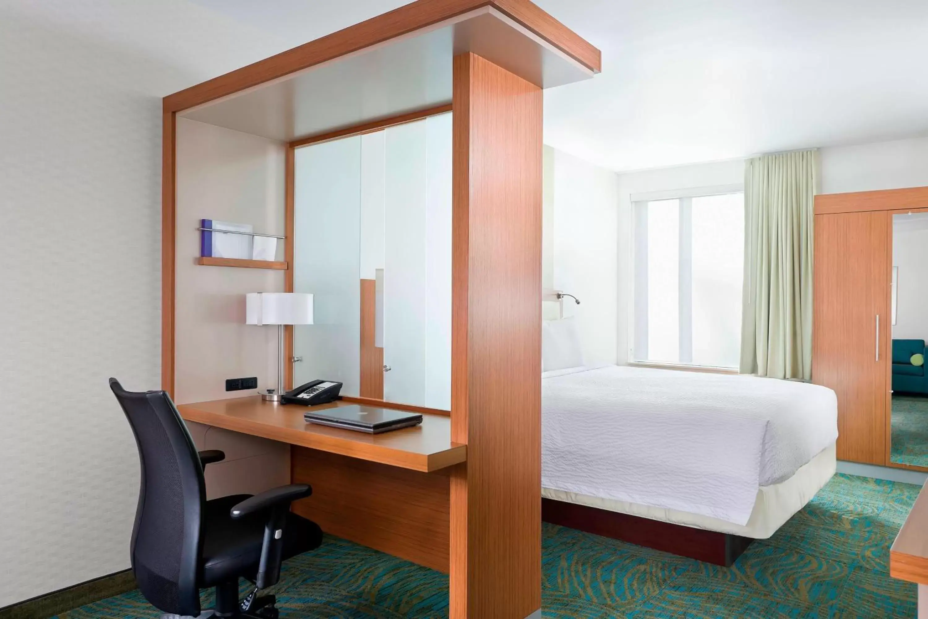 Bedroom, Bed in SpringHill Suites by Marriott Philadelphia Langhorne