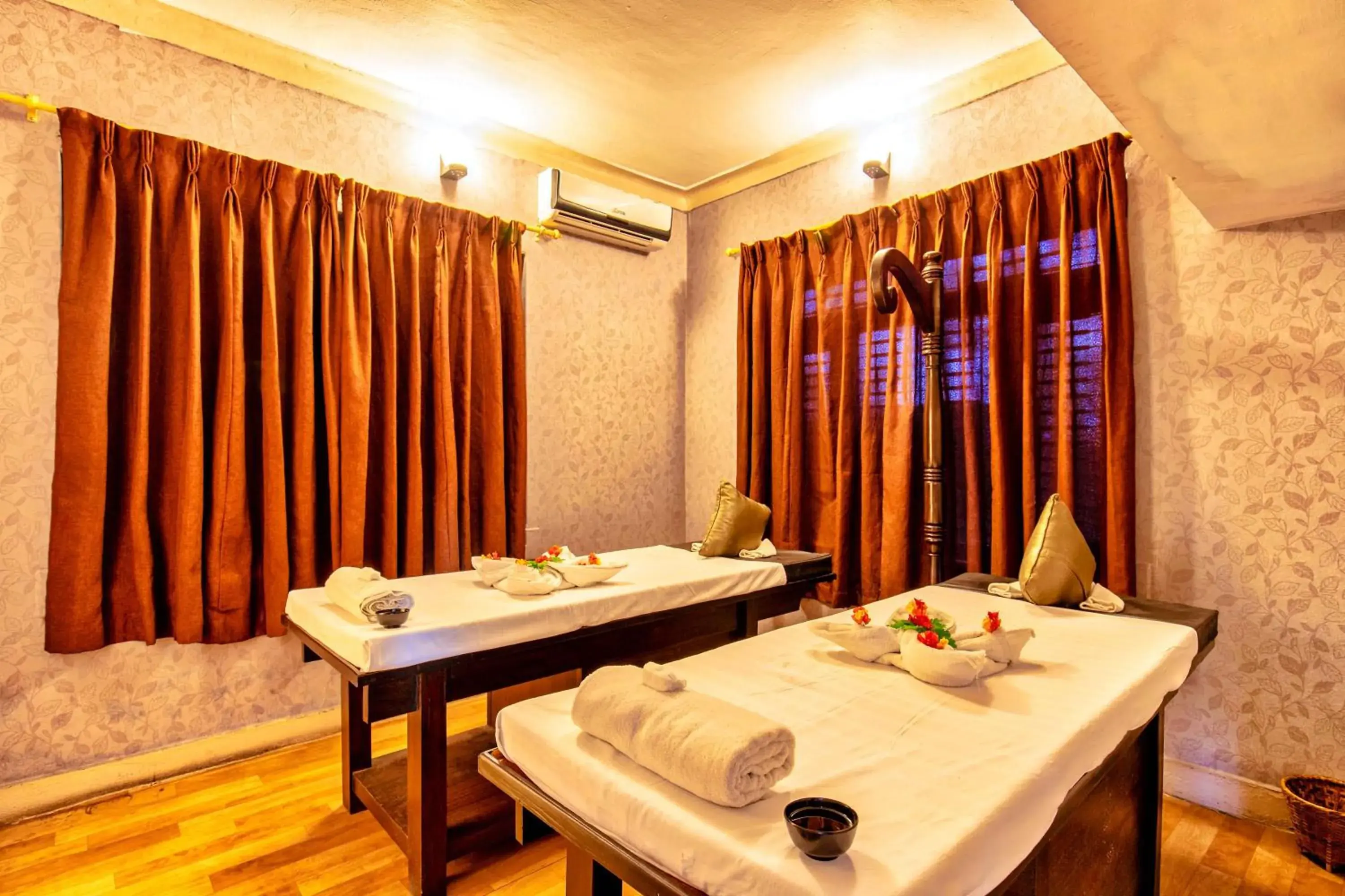 Massage, Spa/Wellness in Da Yatra Courtyard Hotel