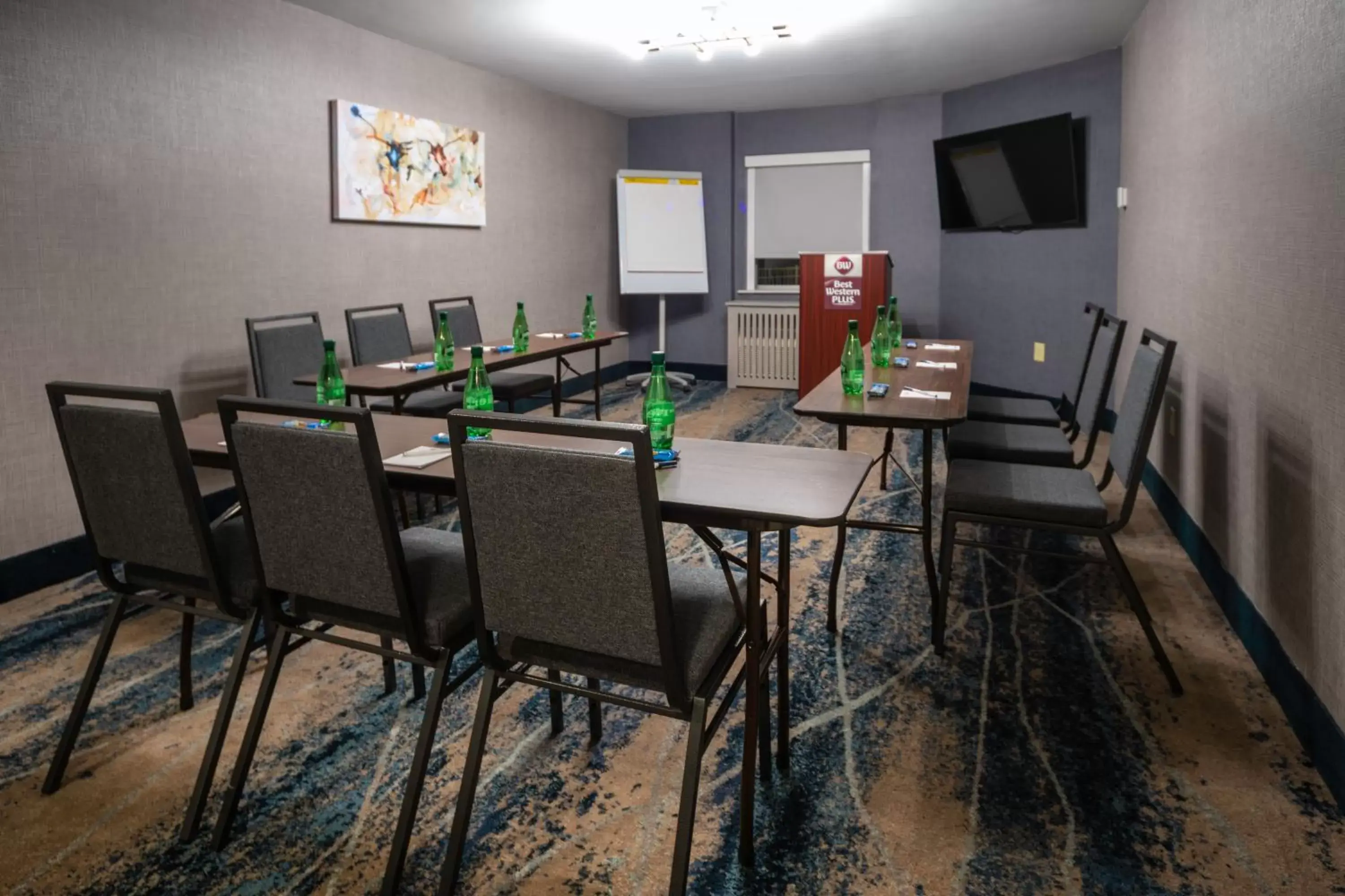 Meeting/conference room in Best Western Plus Raleigh Crabtree Valley Hotel