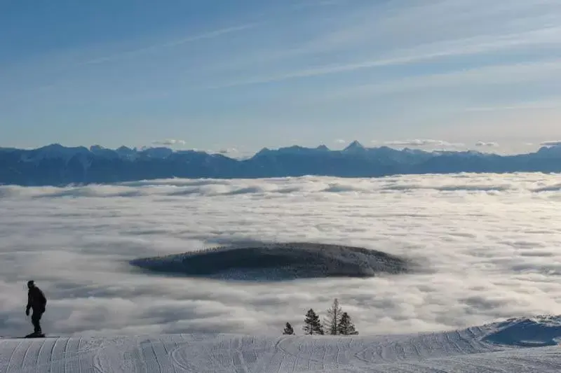 Skiing in Alpenglow Bed and Breakfast