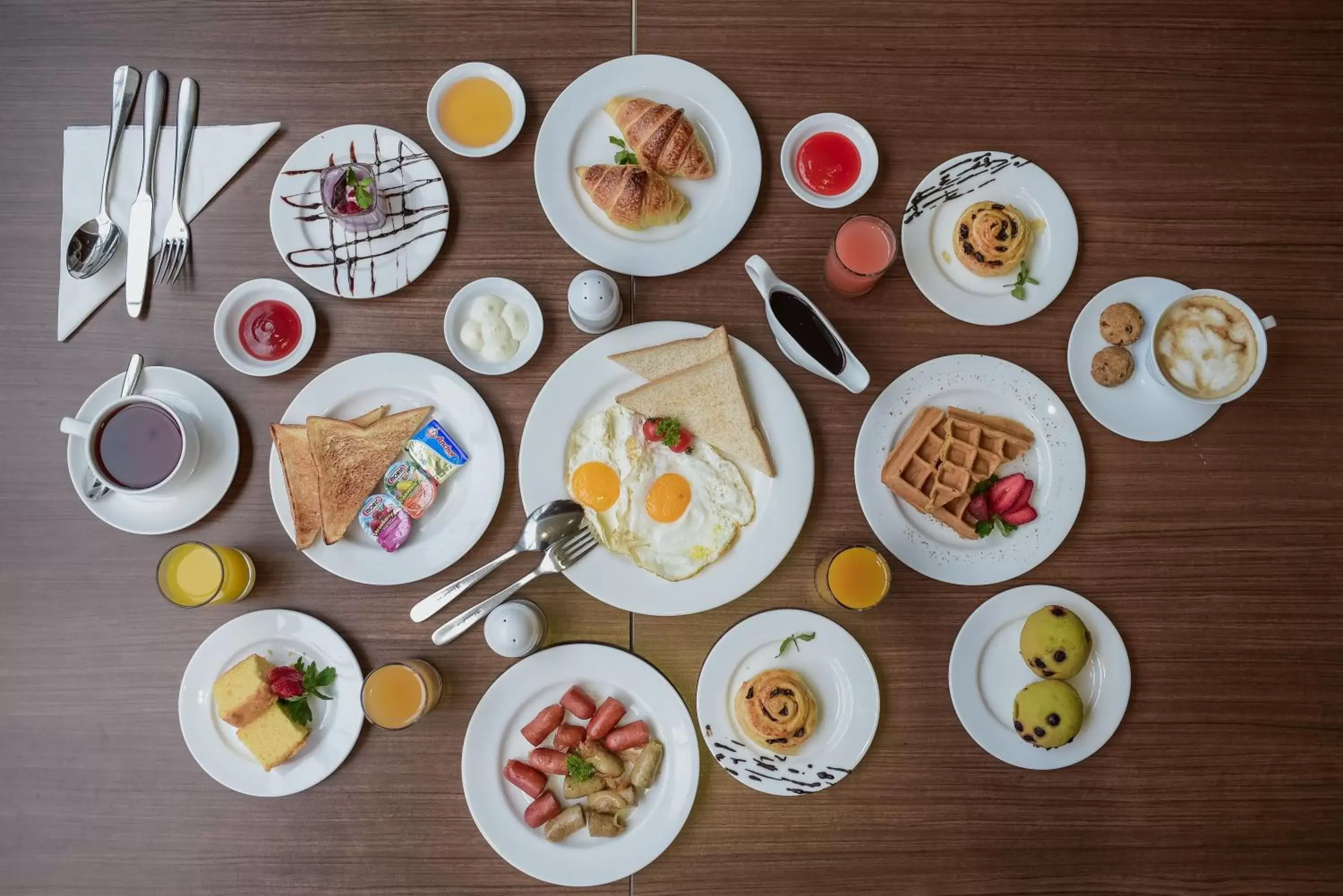 Buffet breakfast in Satoria Hotel Yogyakarta - CHSE Certified