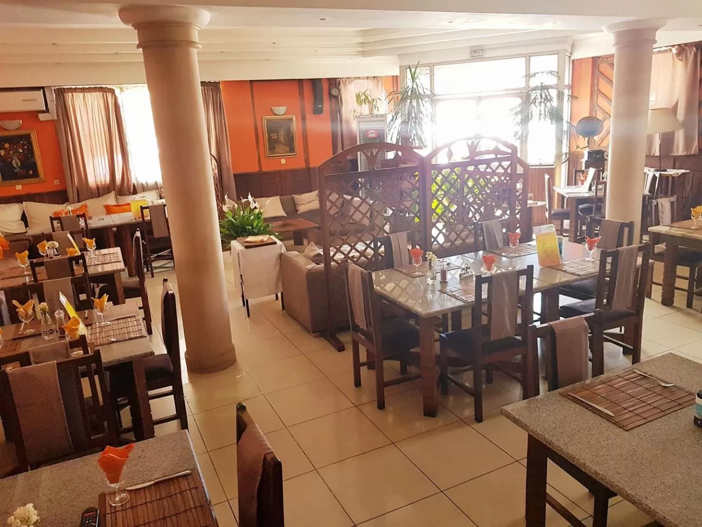 Restaurant/places to eat in Hotel Le Relais Normand