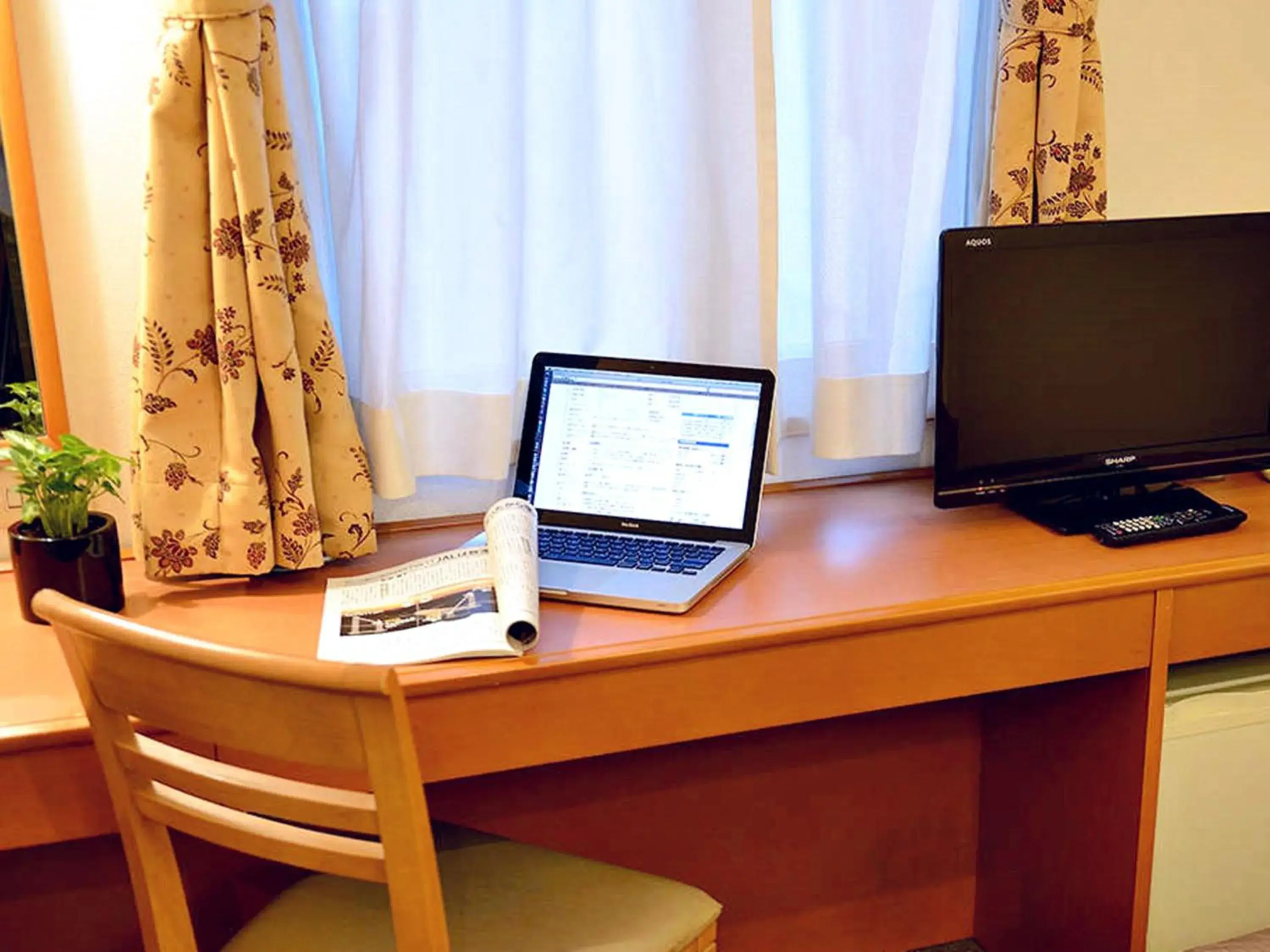 Photo of the whole room, TV/Entertainment Center in Natural Hot Spring Midosuji Hotel