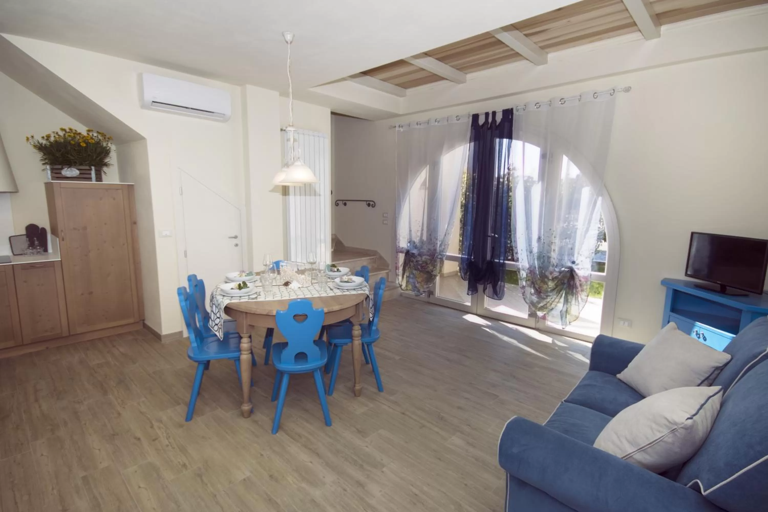 Seating area in Il Tremarino