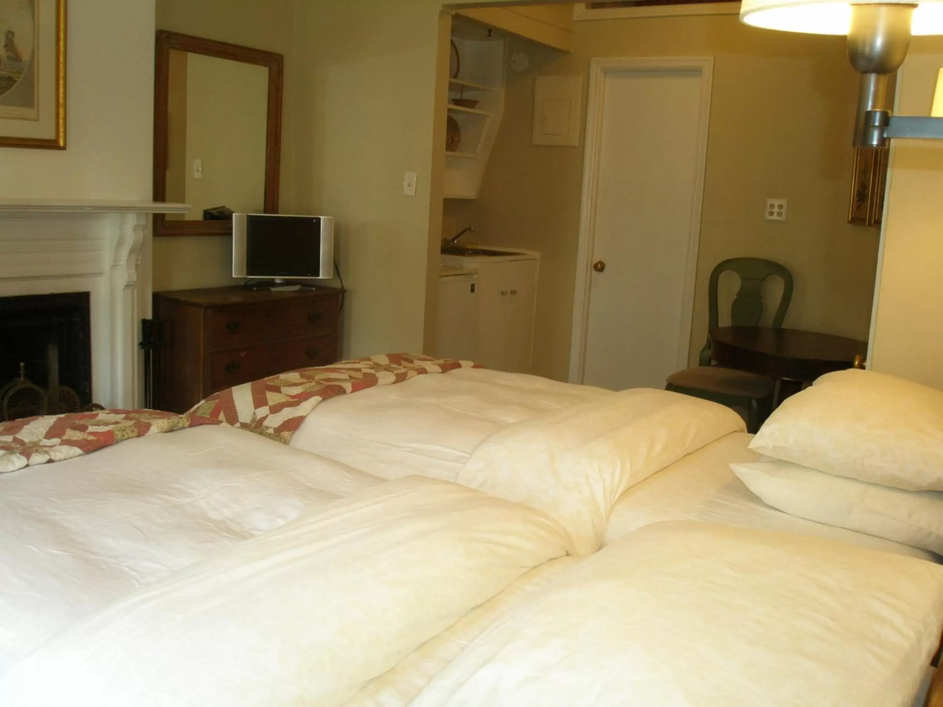 Bedroom, Bed in Incentra Village Hotel