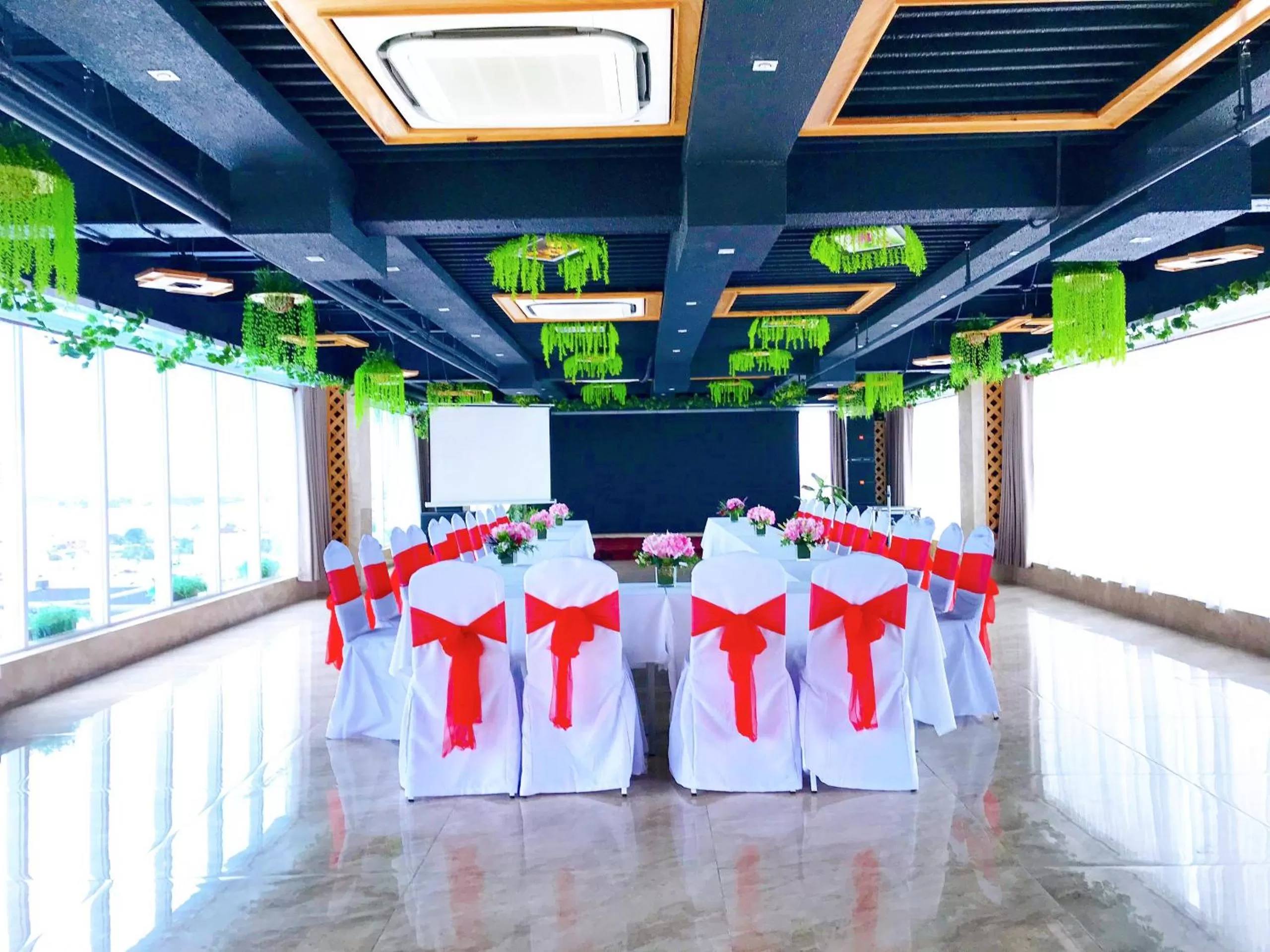 Holiday One Can Tho Hotel