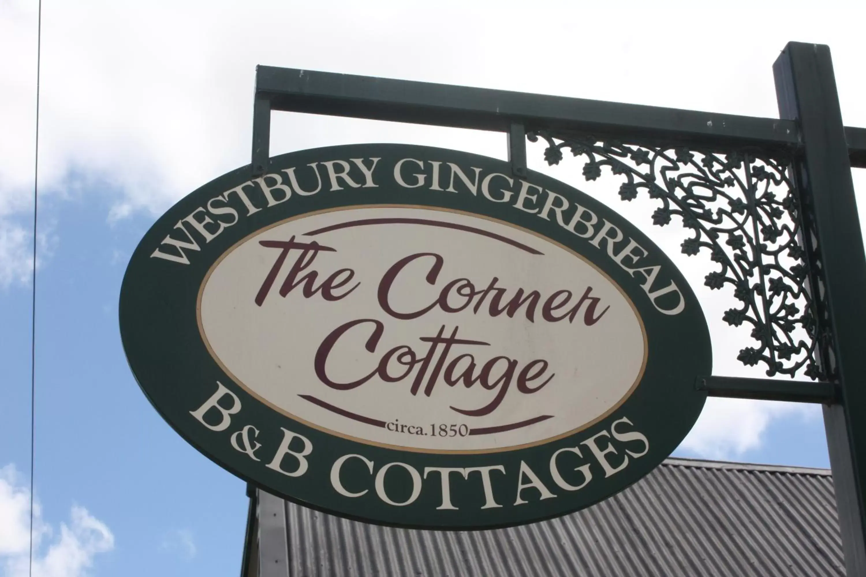 The Corner Cottage in Westbury Gingerbread Cottages