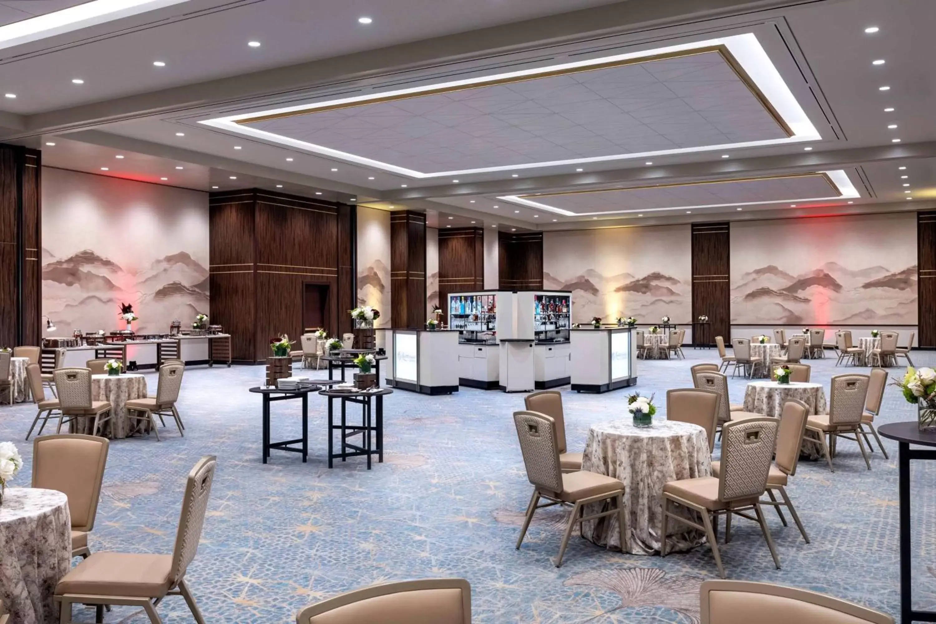 Meeting/conference room, Restaurant/Places to Eat in Conrad Las Vegas At Resorts World