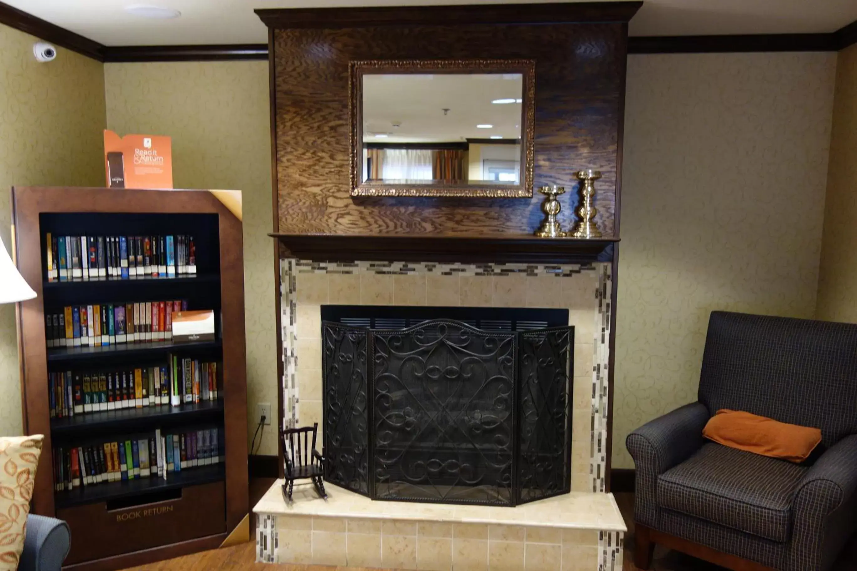 Other, Library in Country Inn & Suites by Radisson, Rome, GA